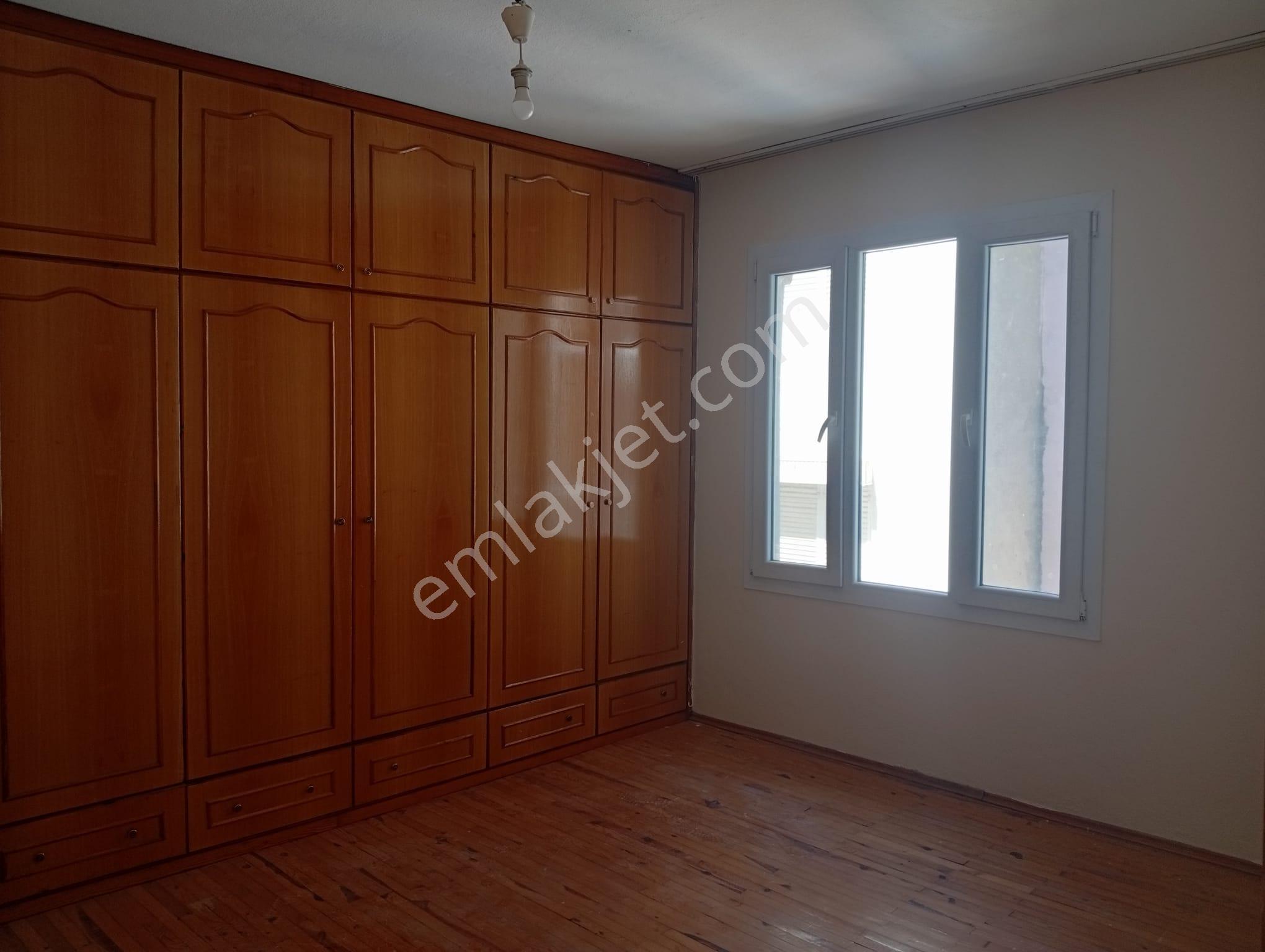 Salihli Berkay Emlaktan Kiralık Cumhuriyet Mah 2+1 Doğalgaz Isıtmalı Daire - Görsel 6