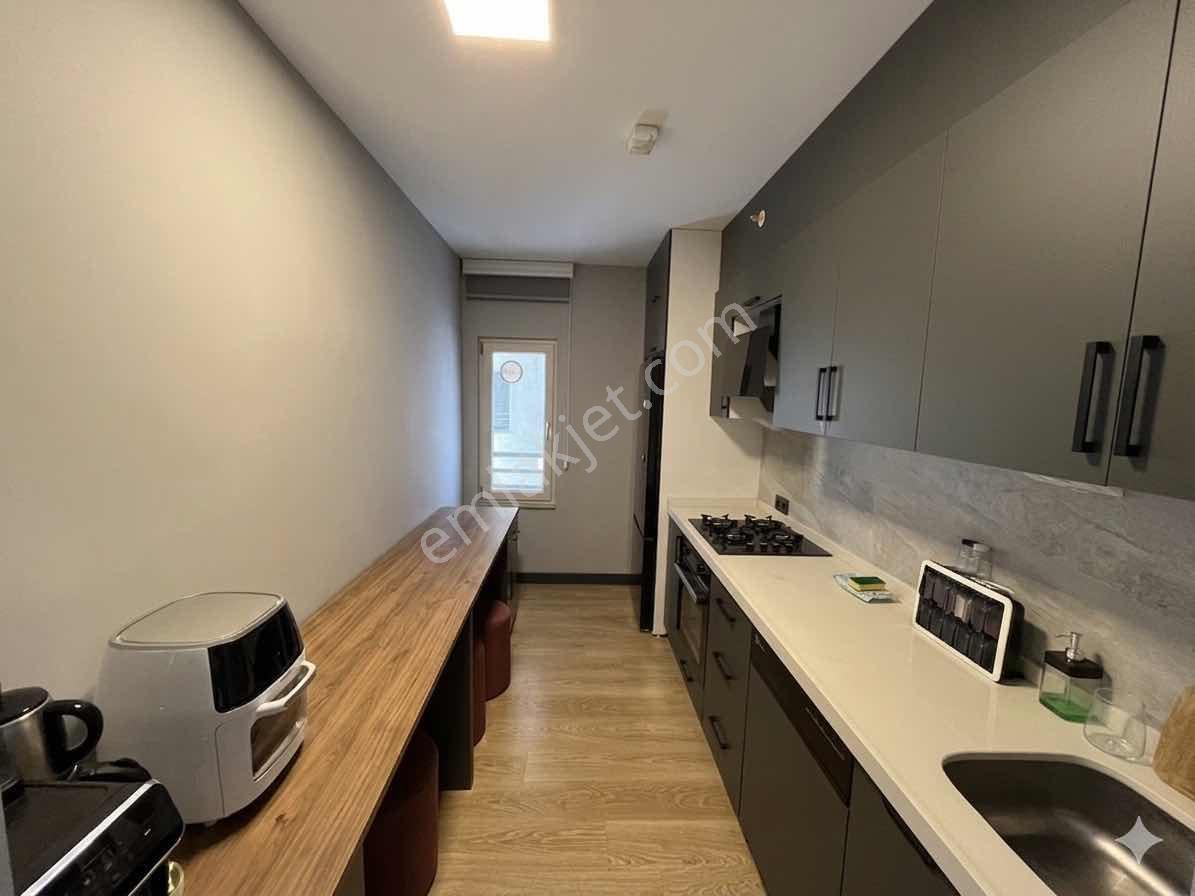 Sinpaş Bursa Modern'de Göl Manzaralı, İçi Yenilenmiş Lüks 2+1 - Görsel 2