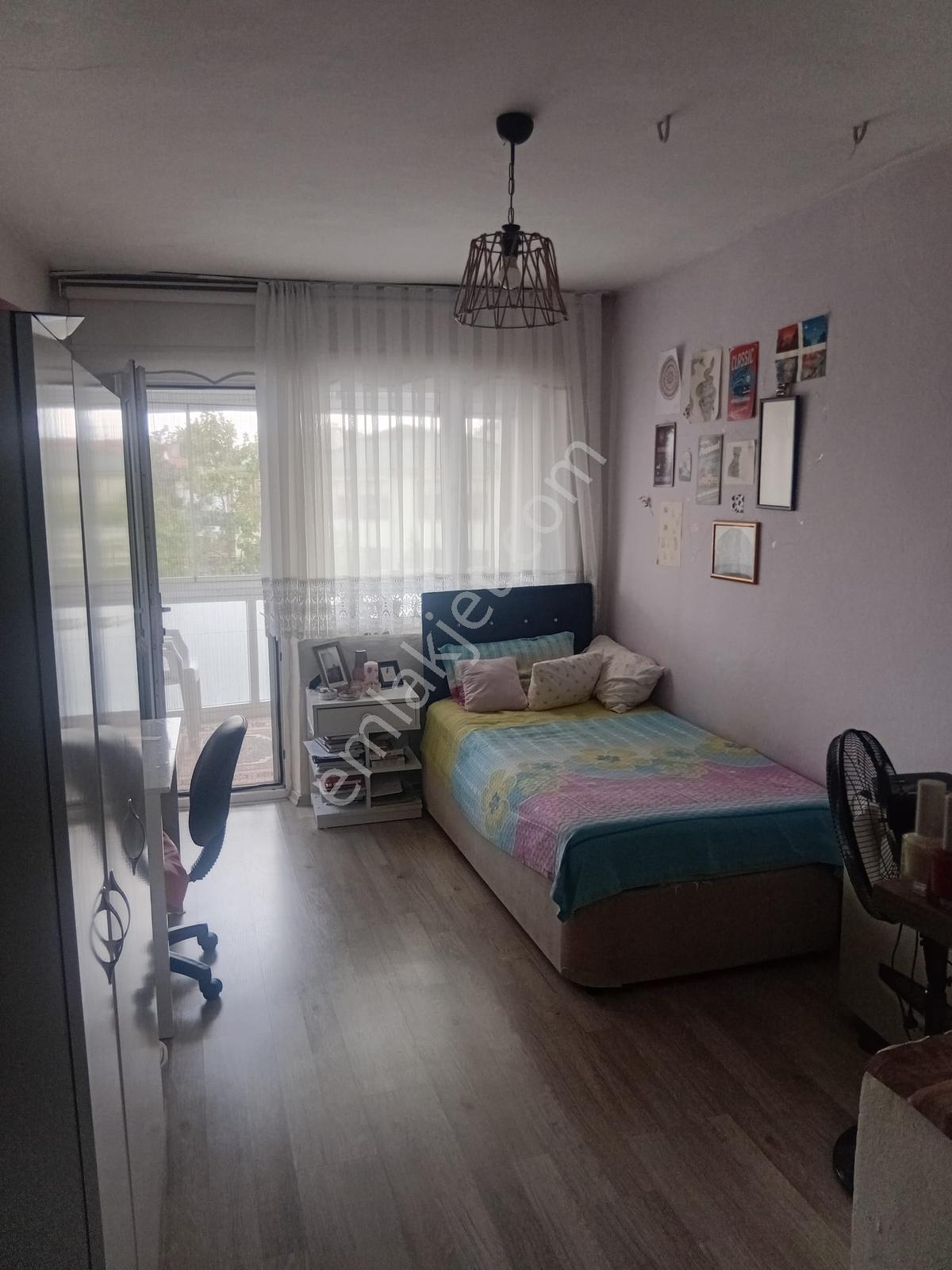 Şehir Merkezinde Müstakil Ev Ve Kiracılı Dükkan - Görsel 25