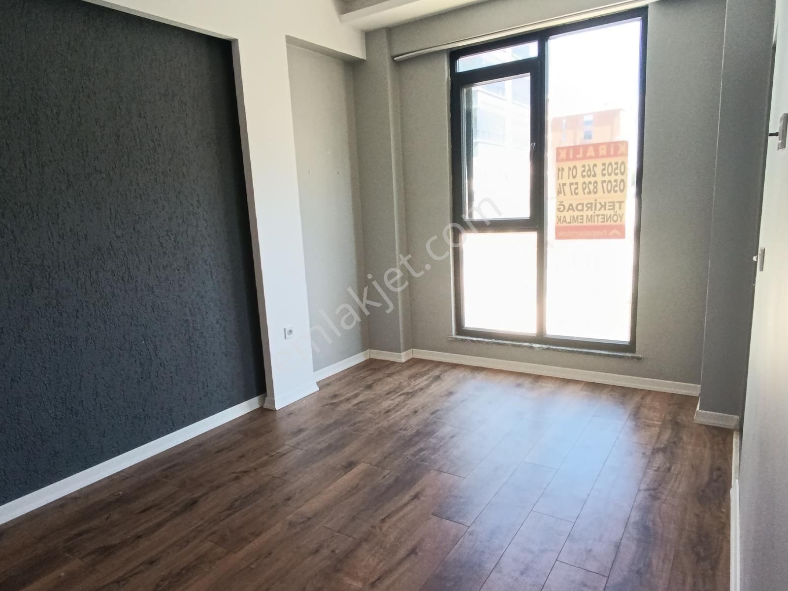 Atatürk Mah Yeni Belediye'ye Yürüme Mesafesi Kiralık 1+1 - Görsel 2