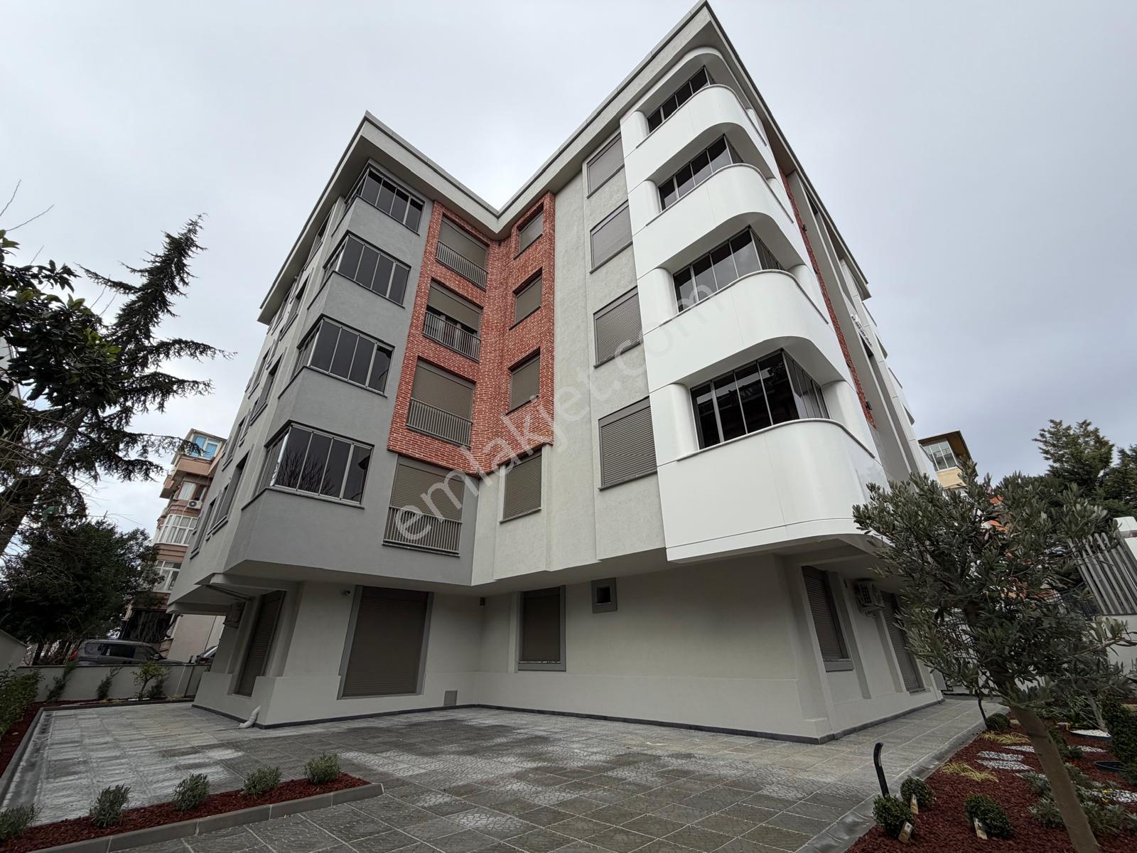 Bahçelievler Merkezde 5+2 Eşsiz Terasıyla Oturuma Hazır Dublex - Görsel 34