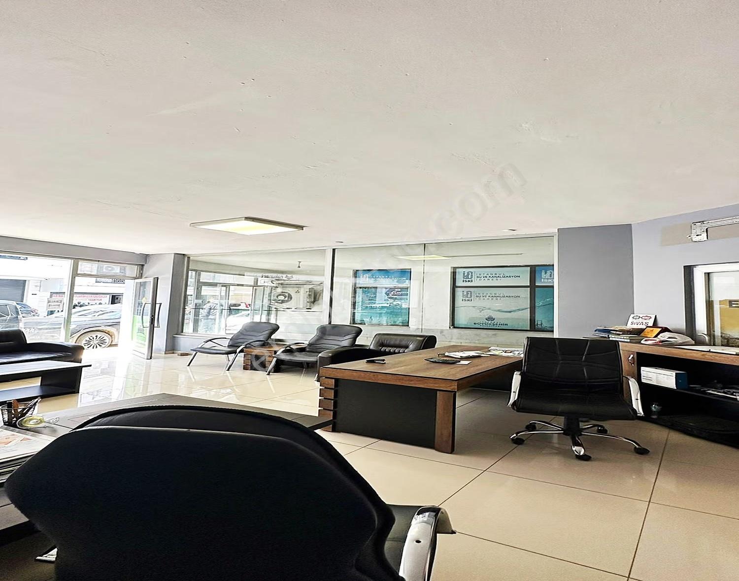 Belediye Karşısında Kiralık Ofisler - 3m Gayrimenkul - Görsel 32