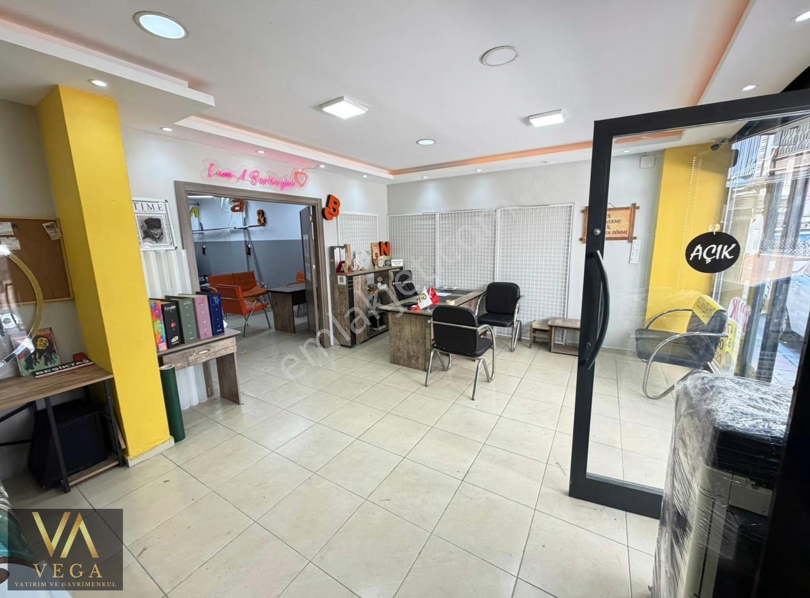 Manisa Çarşıda Satılık 150 M2, Bahçeli Dükkan - Görsel 5