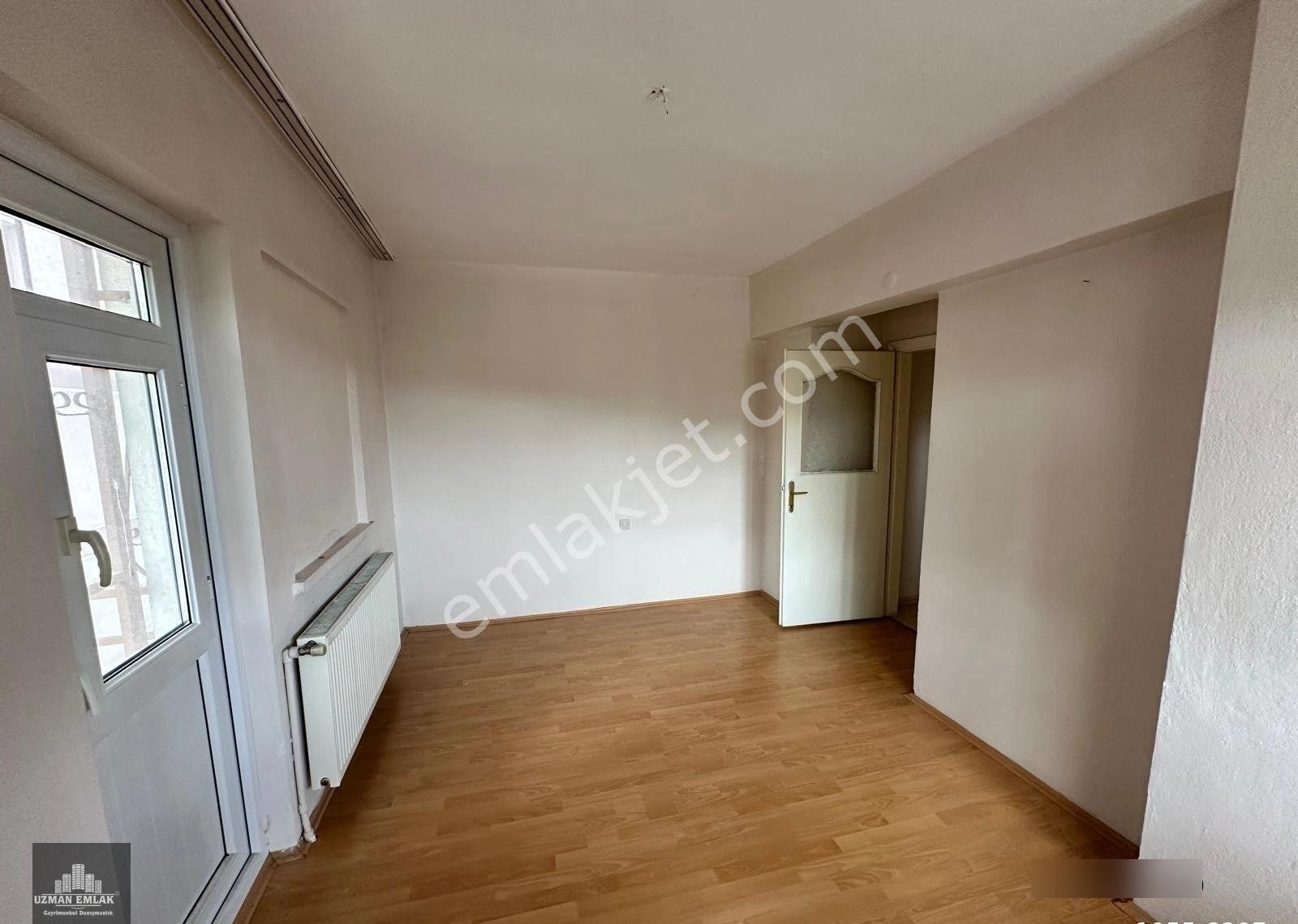 Uzman Emlak Ofisinden İncirli Mh.de Yüksek Giriş Bağımsız Ön Cephe 2+1 Daire - Görsel 2