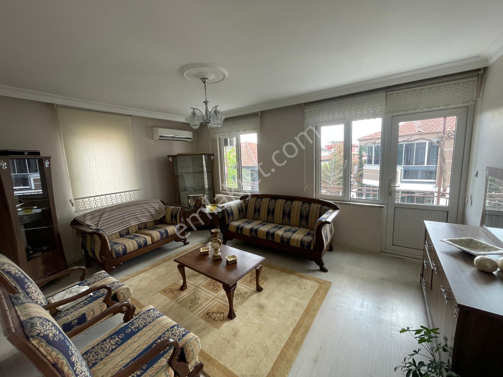 Paşaalanı'nda Full Eşyalı, Masrafsız 3+1 Kiralık Daire - Görsel 4