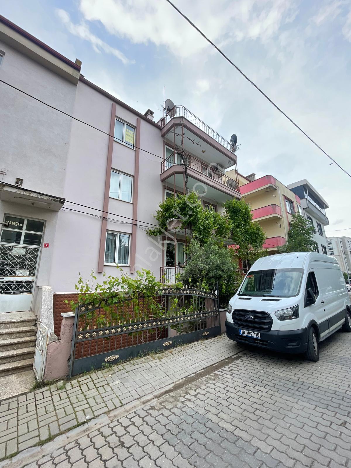 Paşaalanı'nda Full Eşyalı, Masrafsız 3+1 Kiralık Daire - Görsel 35