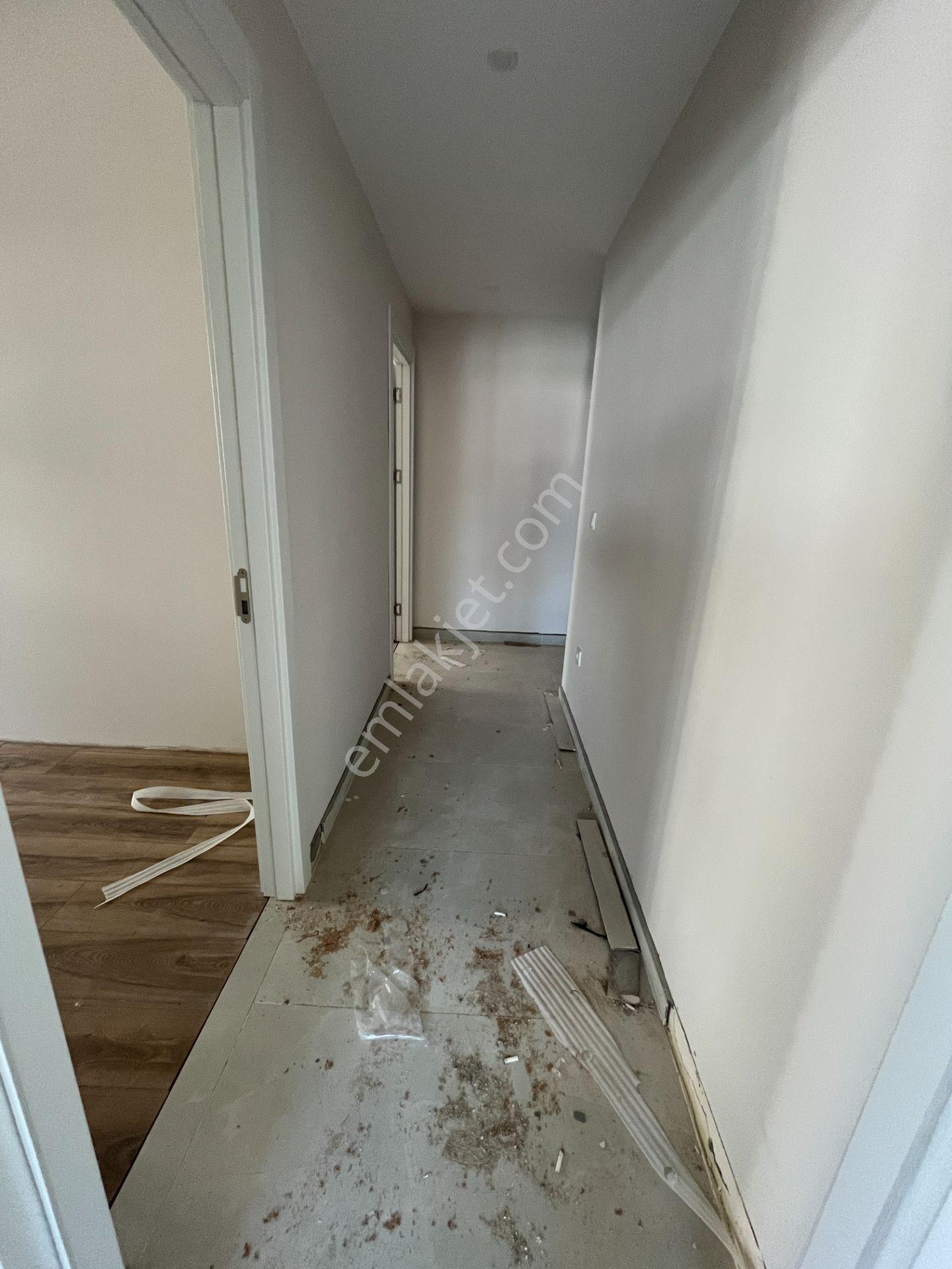 Üsküdar Barbaros Satılık Daire Sıfır Sitede 2+1 Ebeveynli - Görsel 25