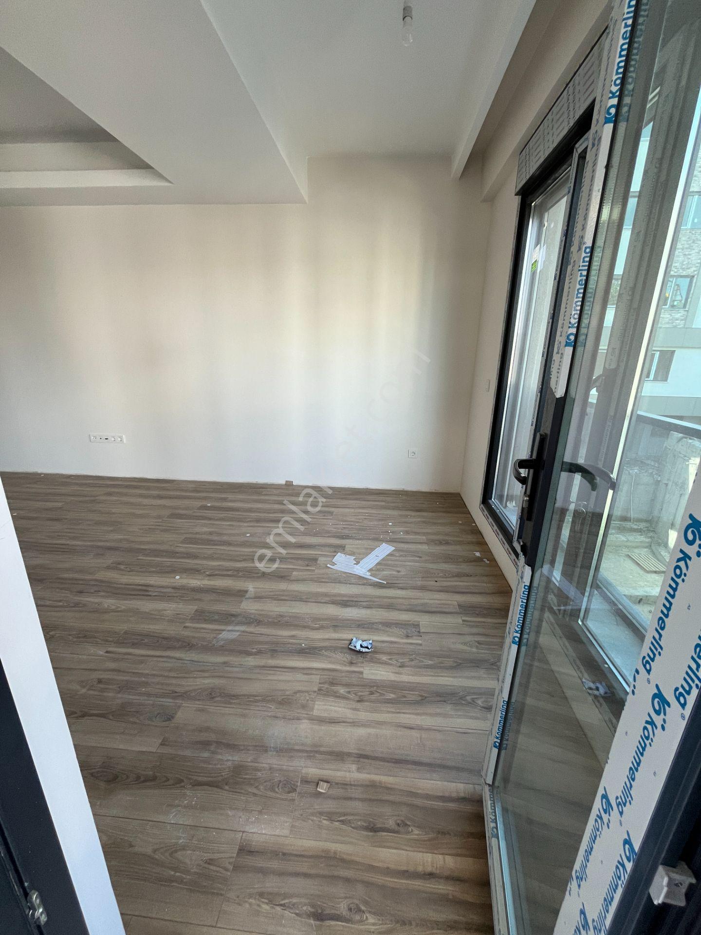 Üsküdar Barbaros Satılık Daire Sıfır Sitede 2+1 Ebeveynli - Görsel 21