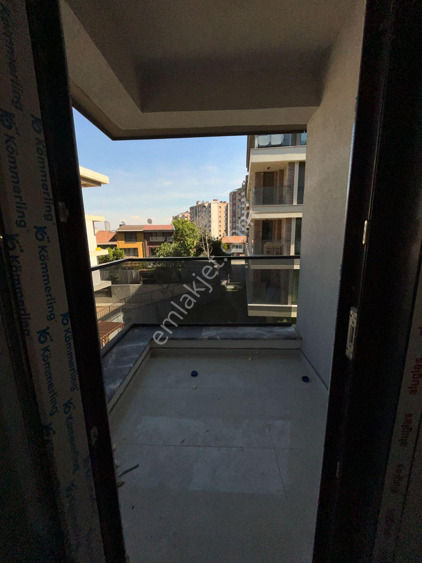 Üsküdar Barbaros Satılık Daire Sıfır Sitede 2+1 Ebeveynli - Görsel 18