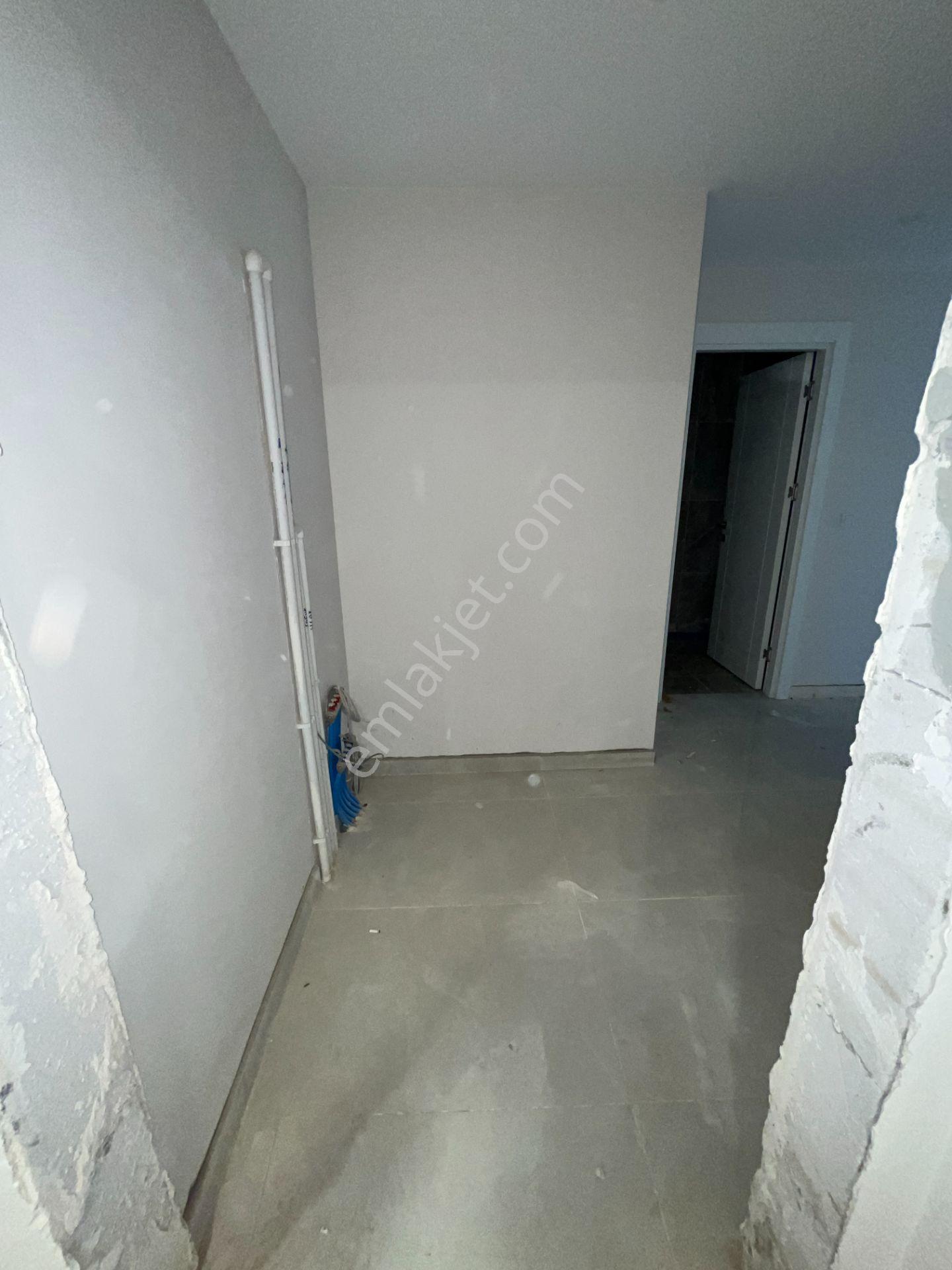 Üsküdar Barbaros Satılık Daire Sıfır Sitede 2+1 Ebeveynli - Görsel 6