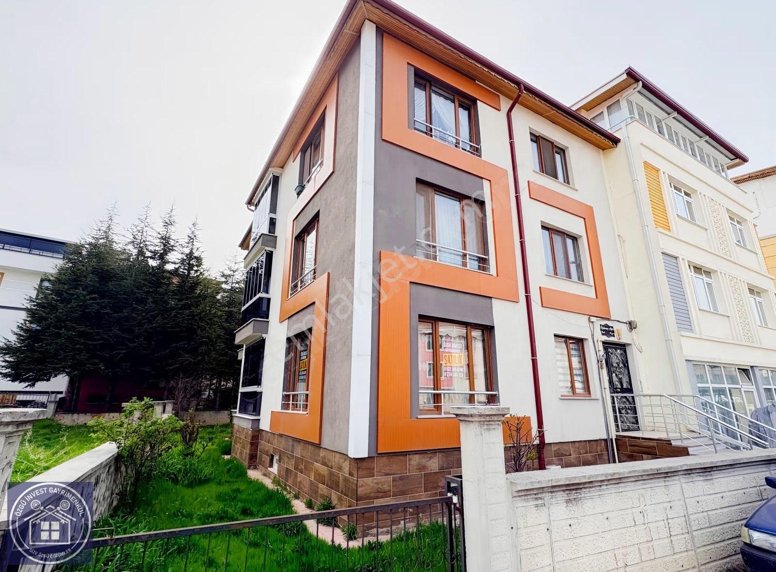 Özgü'den Yunusemre'de Manzaralı Ve Üç Cepheli Satılık 3+1 Daire - Görsel 20