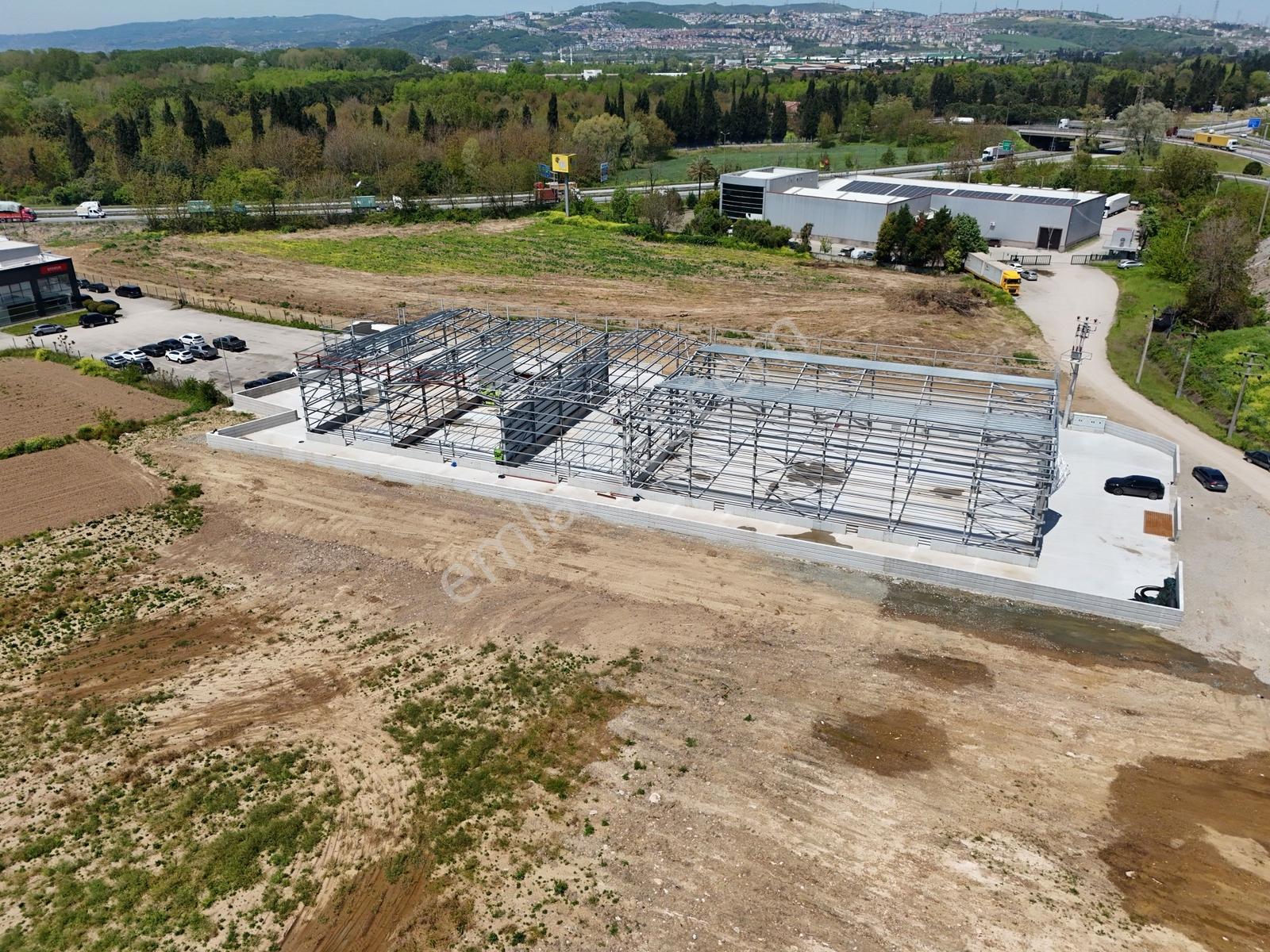 Tapu54 | Otoyol Cepheli 10 Mt Yükseklikte 350m2 Kiralık Antrepo - Görsel 4