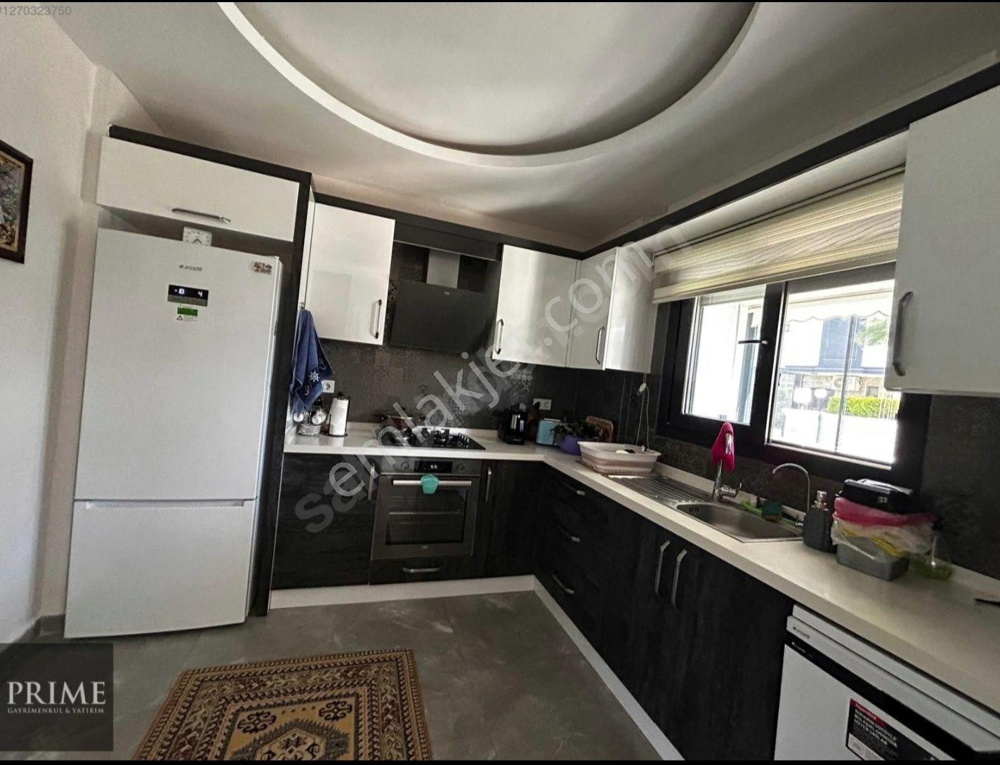 Kuşadası Davutlar Sevgi Plajı Mevki Plaja Yakın Site İçinde - Görsel 28