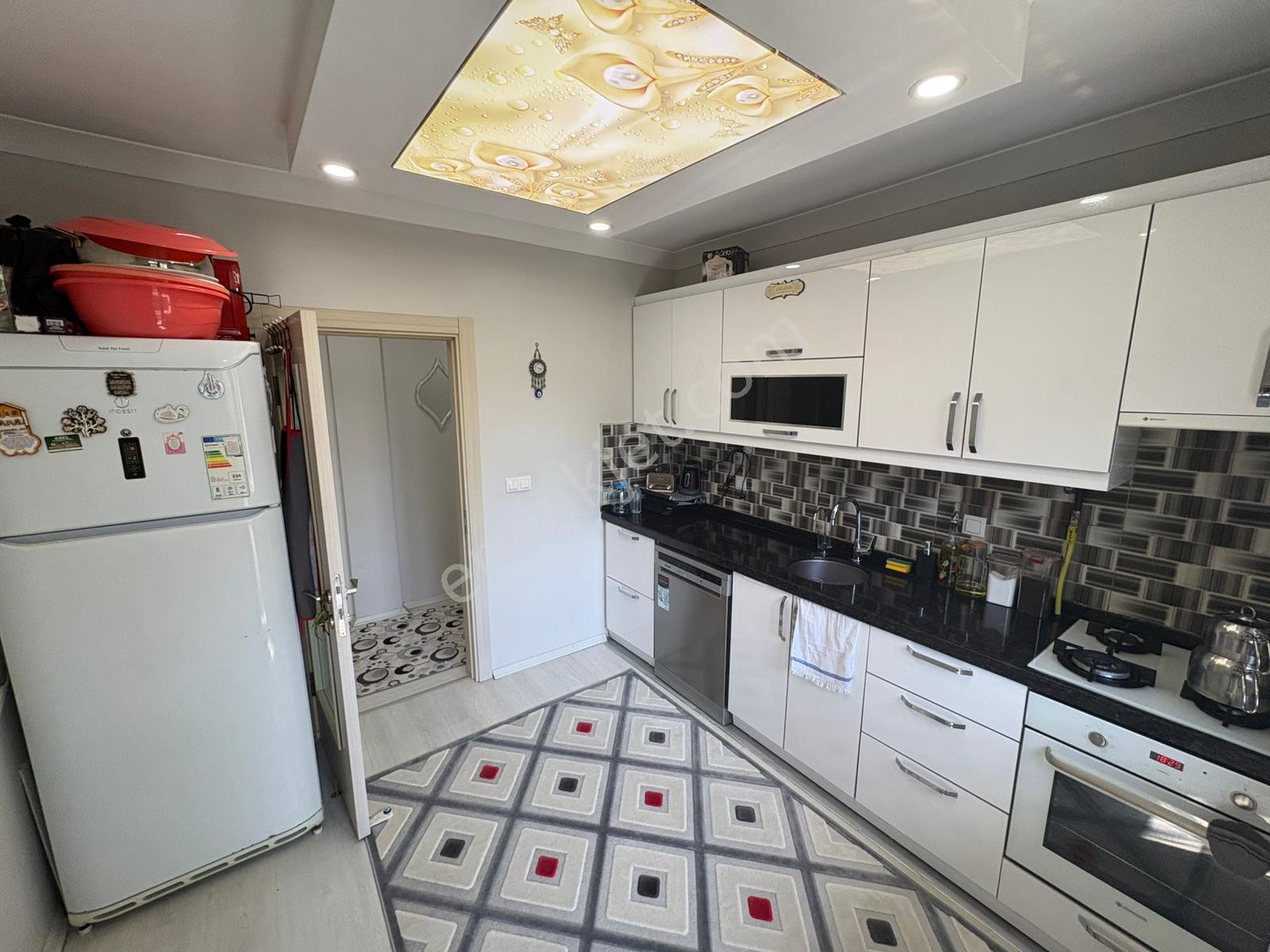 Gebze Köşklüçeşme'de Geniş Ve Kullanışlı 3+1 Satılık Daire - Görsel 8