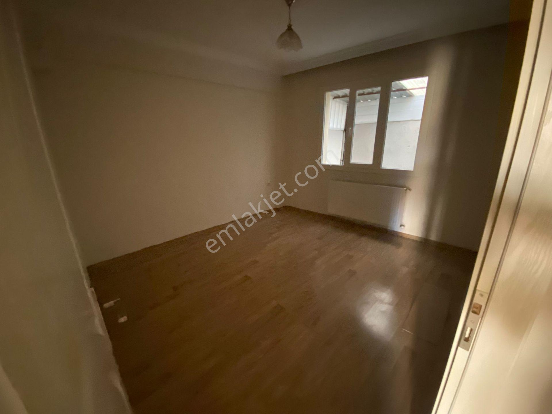 Acill Buca Çamlık Mah.de Uçanyol Yakını 2+1 80m2 Dgazlı A.mutfak Yüksek Giriş Satılık Daire - Görsel 10