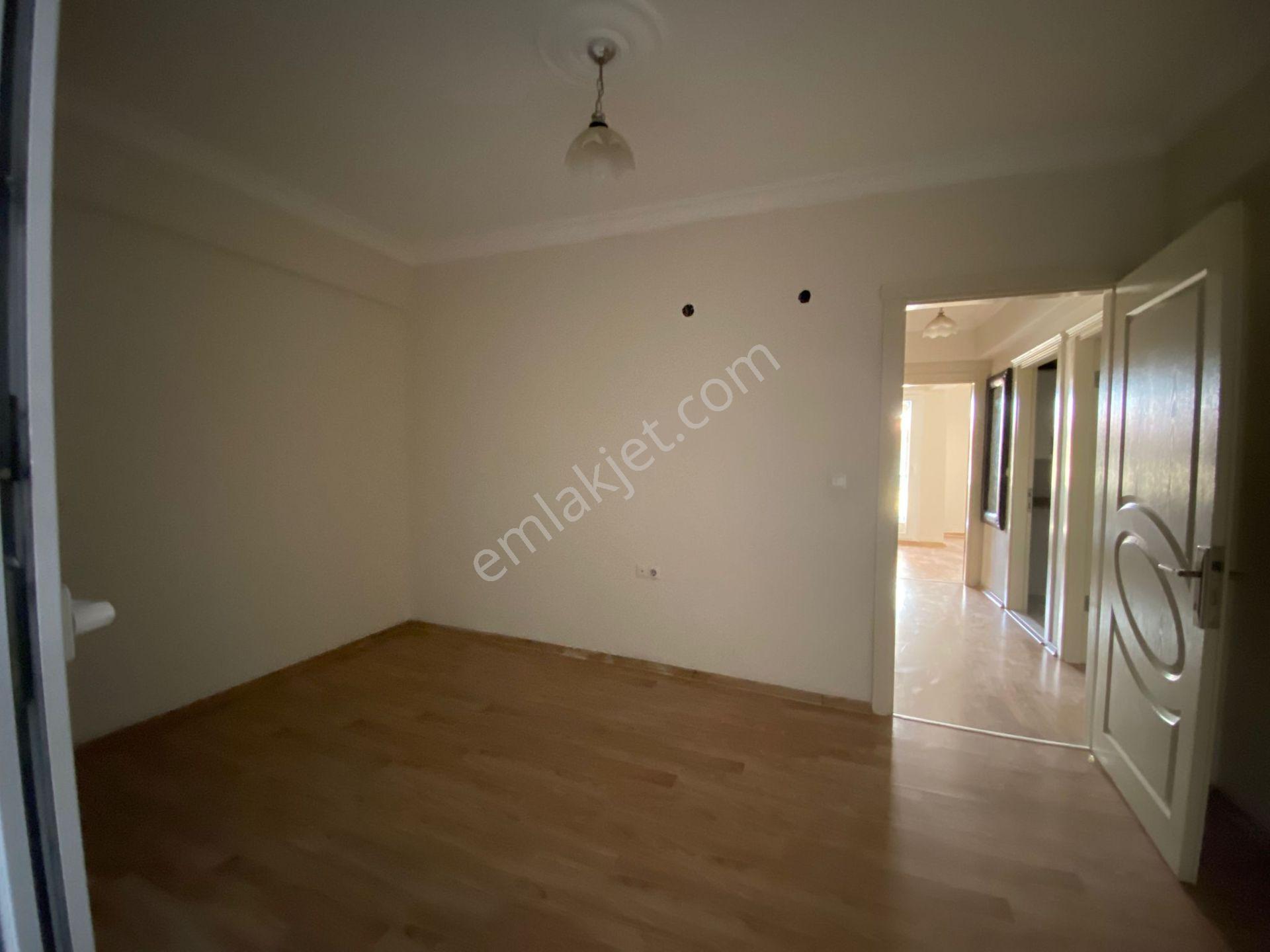Acill Buca Çamlık Mah.de Uçanyol Yakını 2+1 80m2 Dgazlı A.mutfak Yüksek Giriş Satılık Daire - Görsel 8