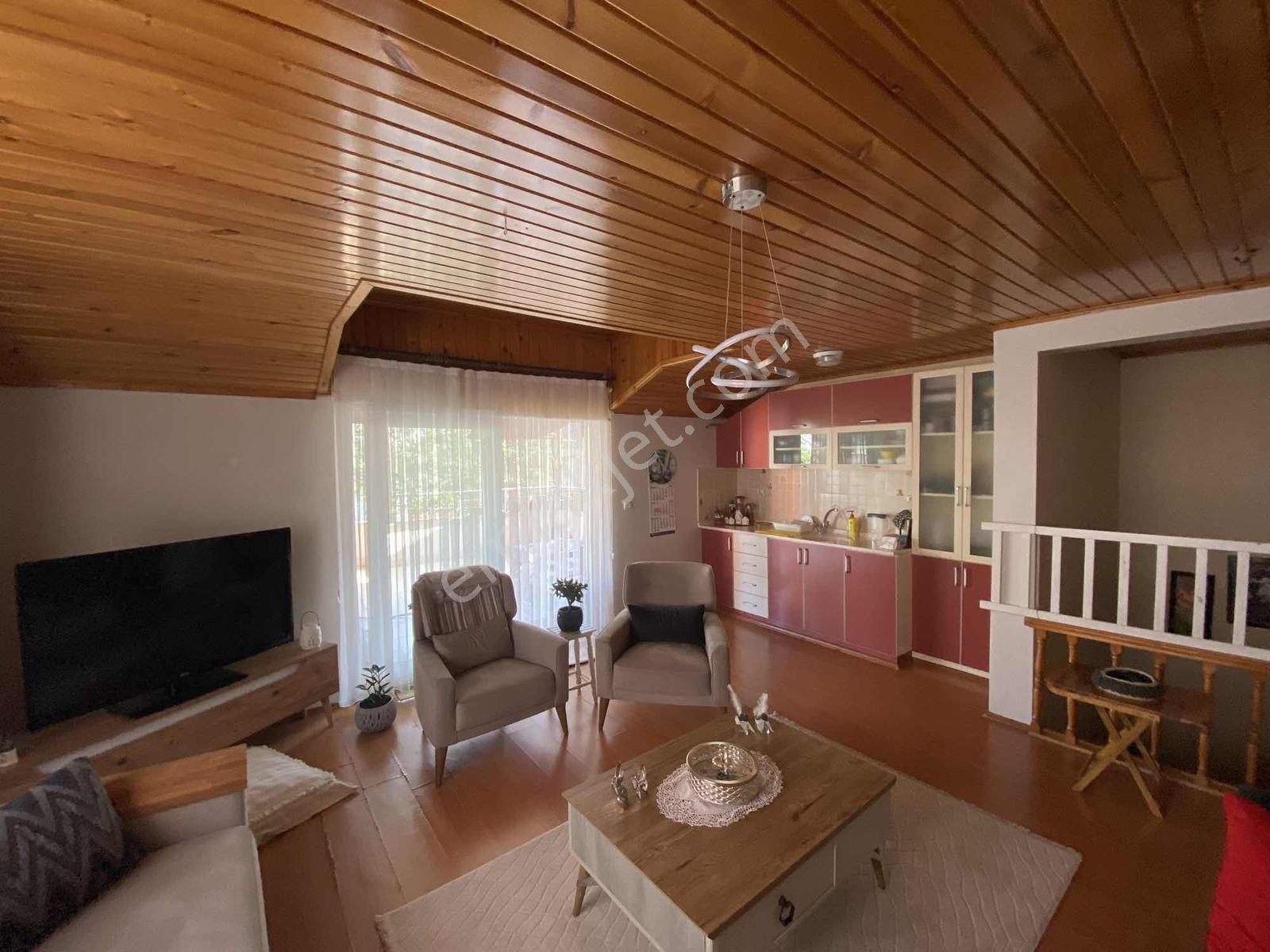 Sahile Komşu, Panoramik Deniz Manzaralı 220m² 5+2 Çatı Dubleksi - Görsel 26