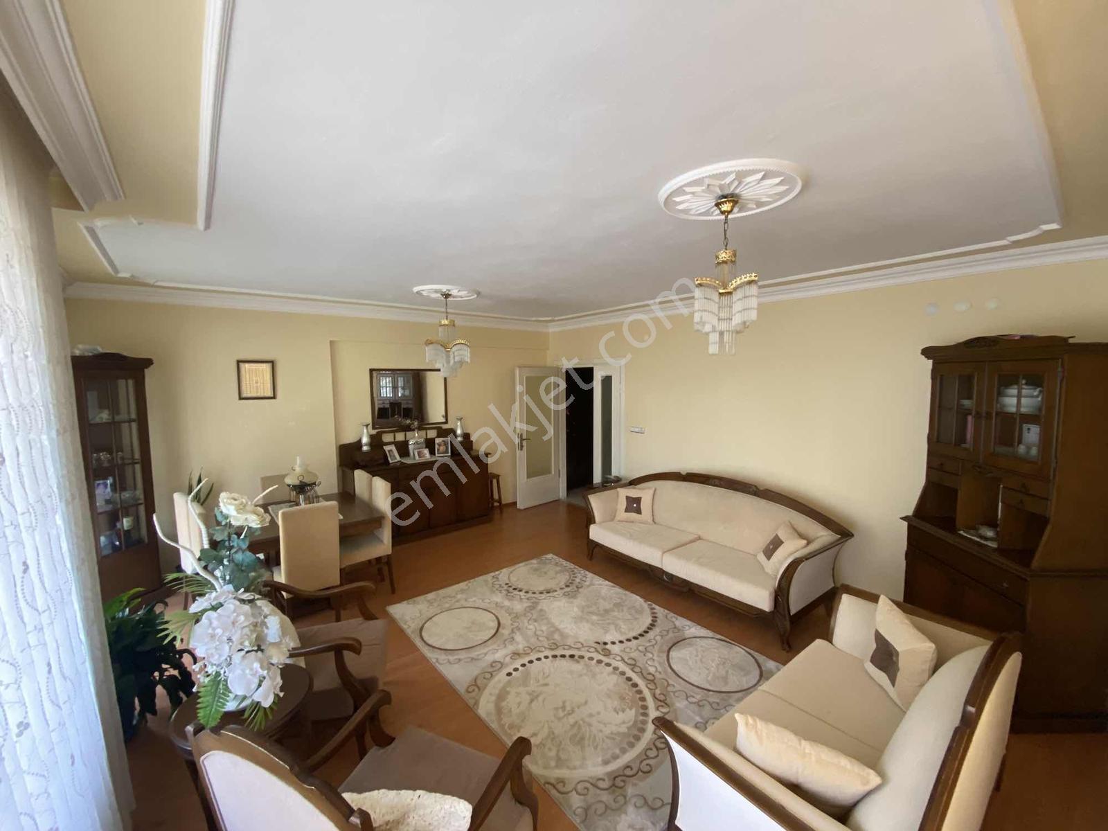 Sahile Komşu, Panoramik Deniz Manzaralı 220m² 5+2 Çatı Dubleksi - Görsel 10
