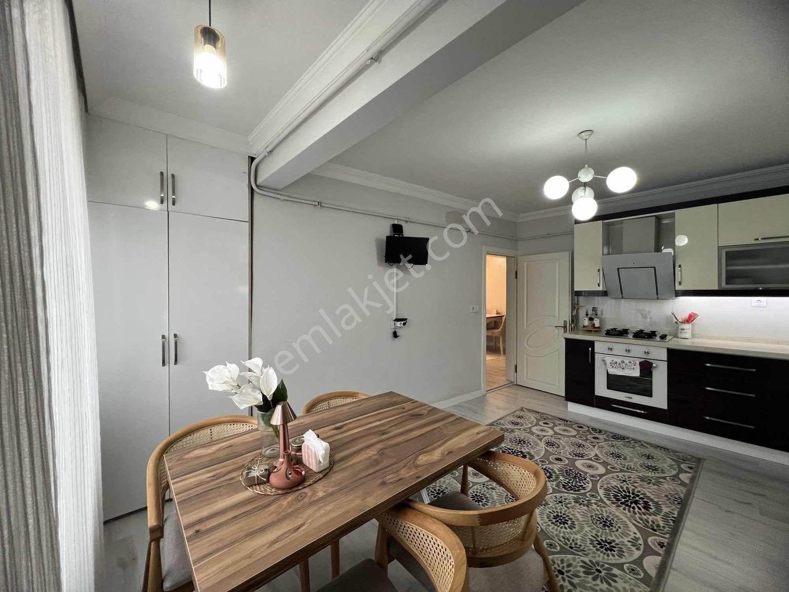 Emlakevim - Sakarya Hendek Yeni Mahalle'de Satılık Daire ! - Görsel 3