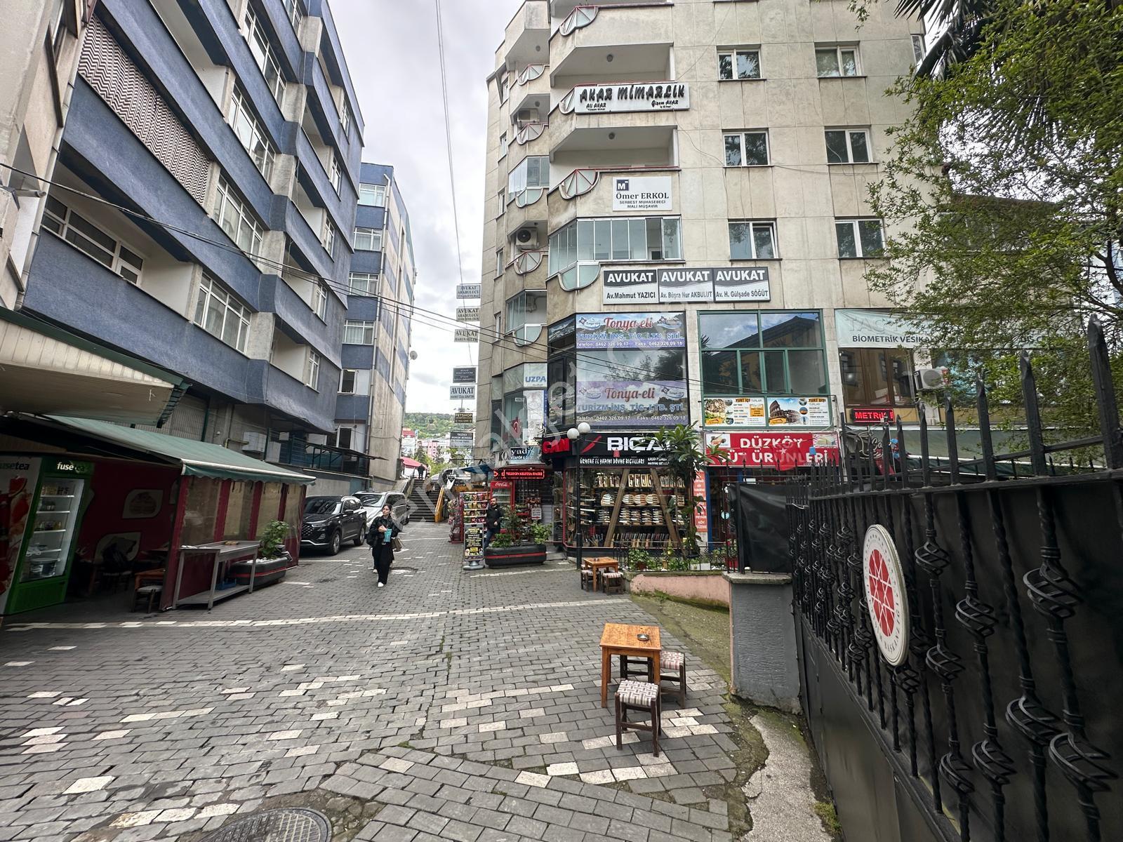 Trabzon Meydan Konak Pasajında Kiralık Dükkan - Görsel 6