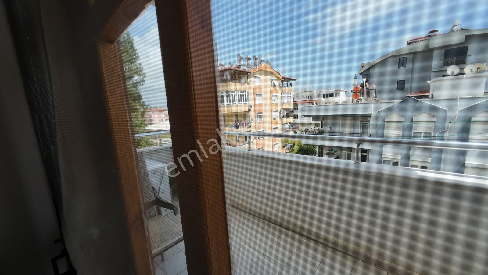 Manavgat Merkezi Lokasyonda Satılık 3+1 Daire + Depo Alanı - Görsel 13