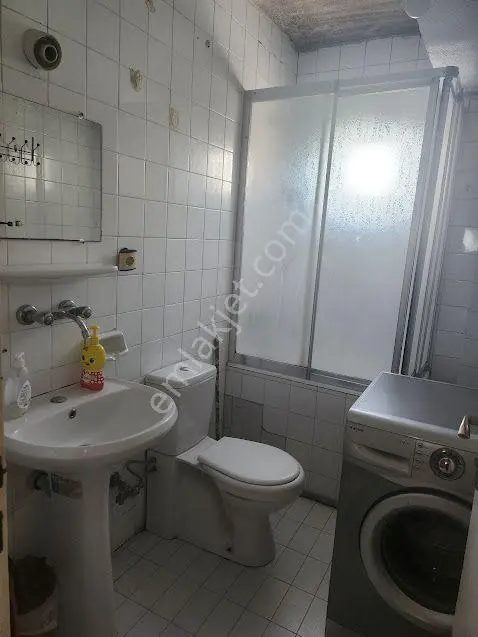 Küçükçekmece Atakent 1.etap Ta Full Eşyalı Kapalı Mutfak Kiralık 1+1 57m2 Daire - Görsel 3