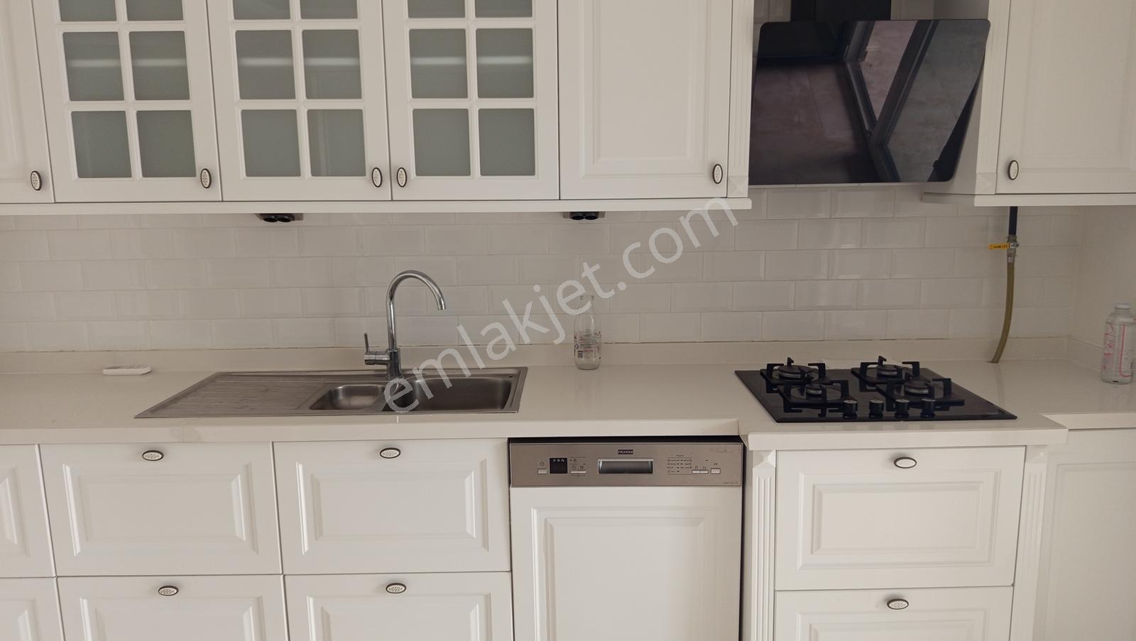Önerler Mah. Vitrin Sitesi Kiralık 3+1 Daire - Görsel 7