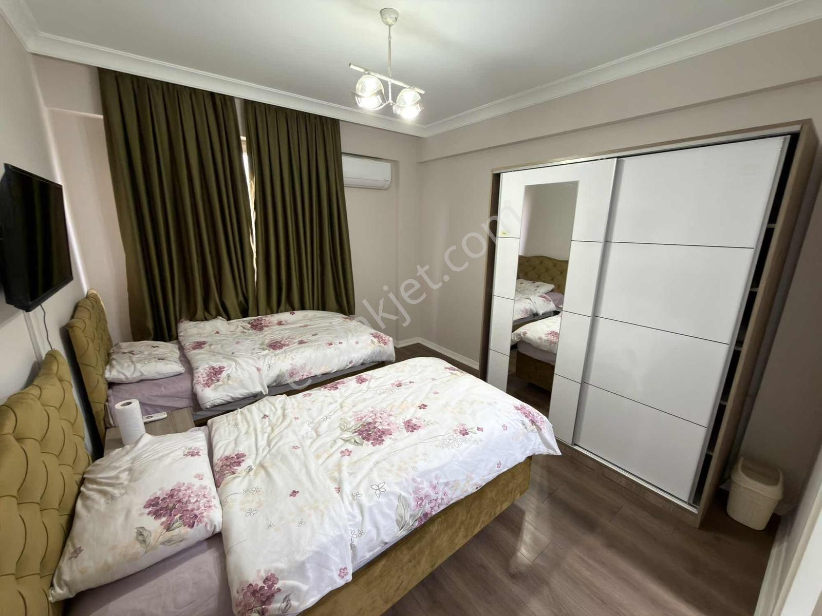 Tapu54 | Sapanca Göl Mah. Eşyalı Kiralık 5+1 Manzaralı Triplex - Görsel 7