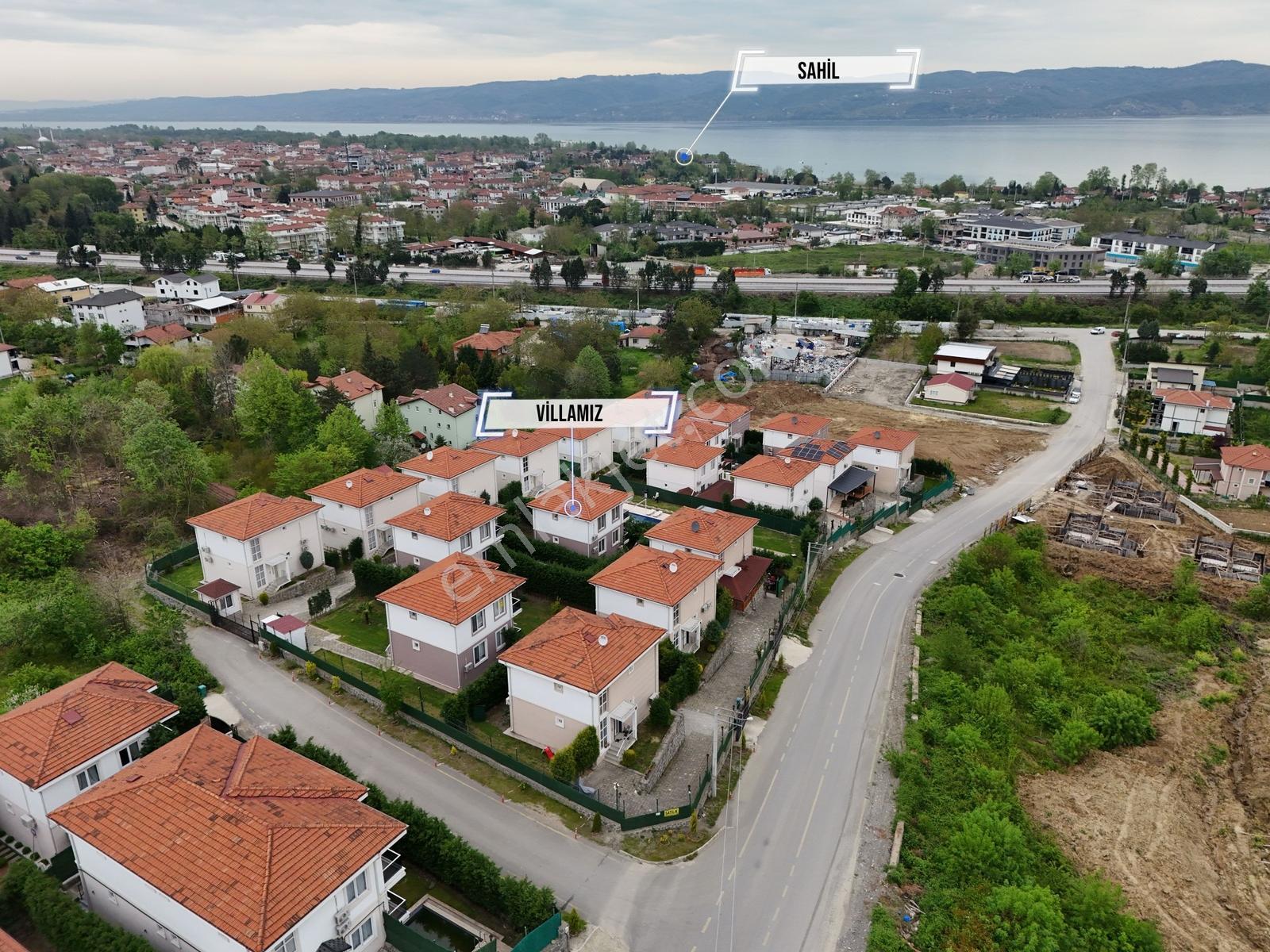 Tapu54 | Sapanca Göl Mah. Eşyalı Kiralık 5+1 Manzaralı Triplex - Görsel 32