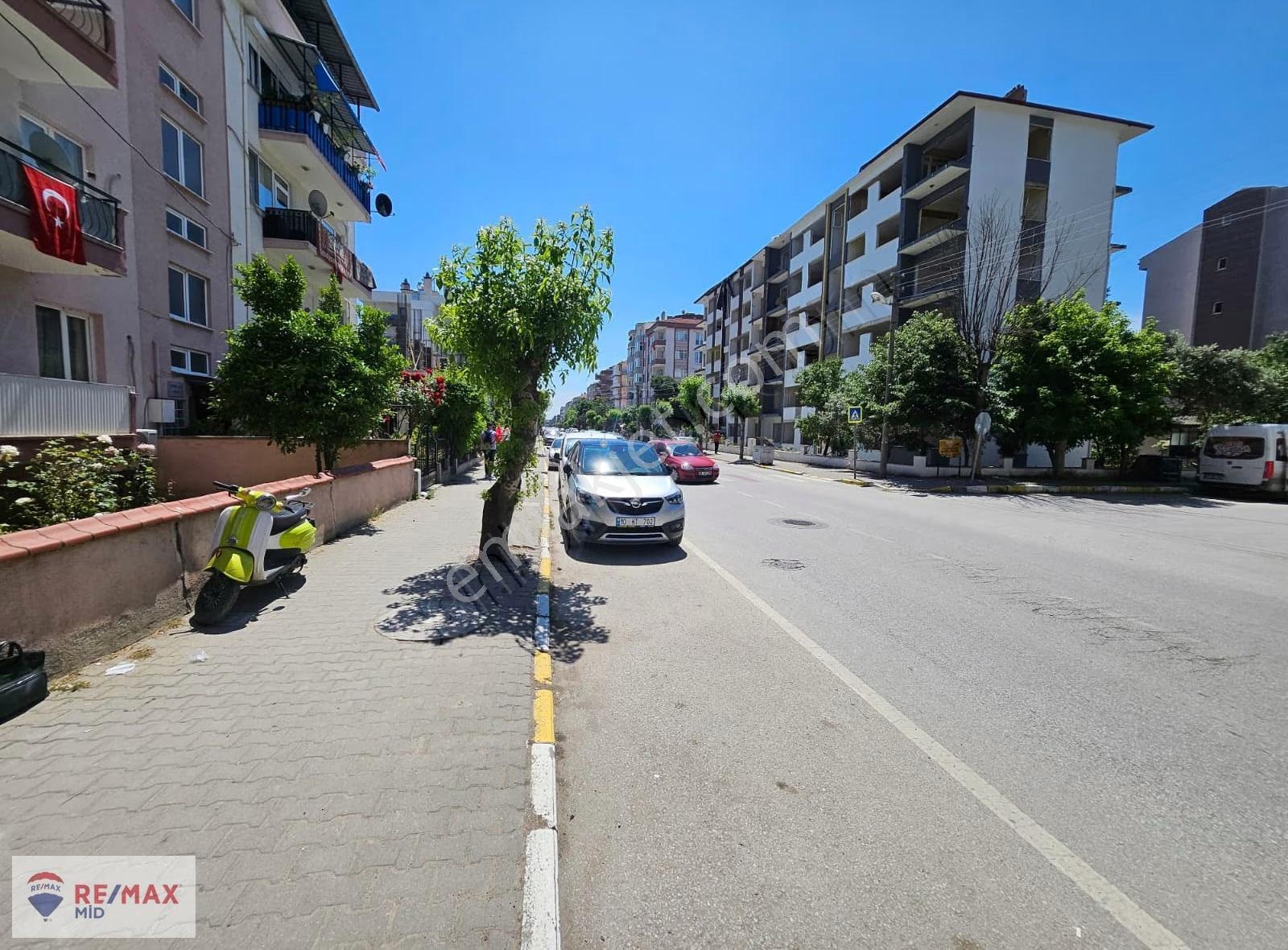 Remax Mıd 'den - Bahçelievler 100. Yıl Cd. 2+1 Eşyalı Kiralık - Görsel 21