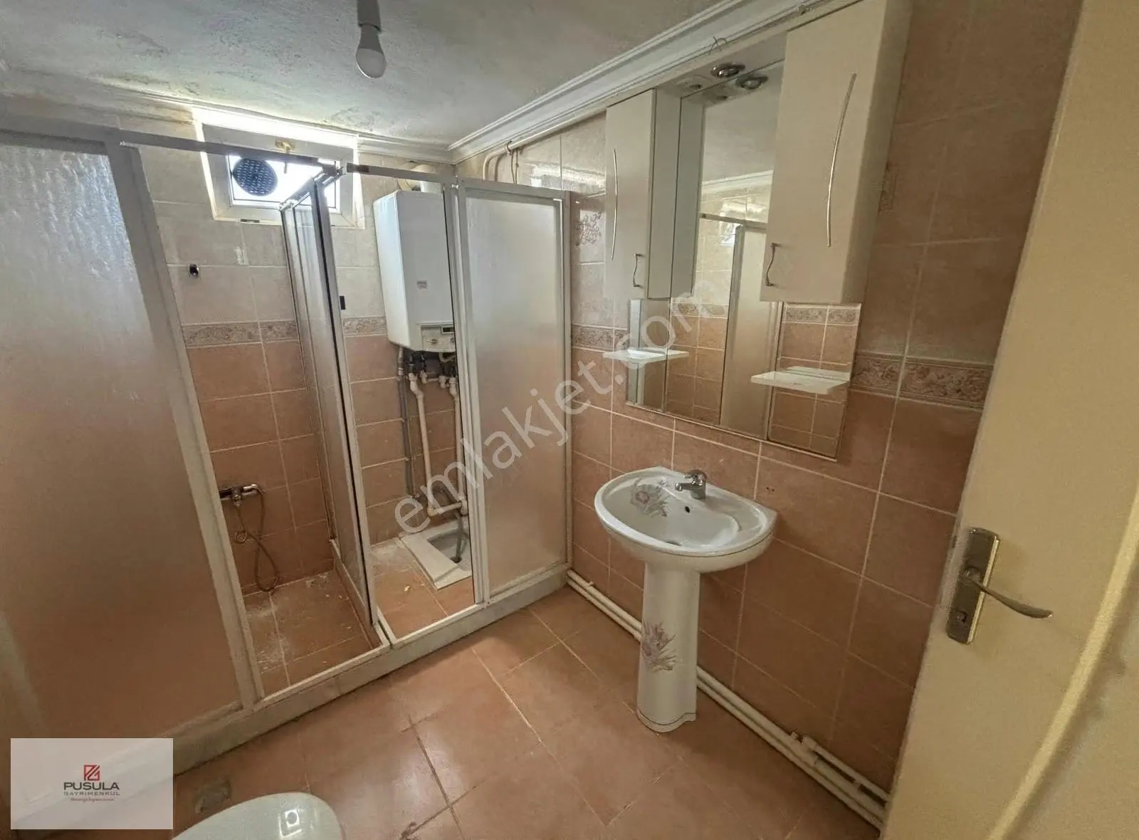 Adnan Menderes Mahallesi Arakat Manzaralı Kiralık Daire - Görsel 12