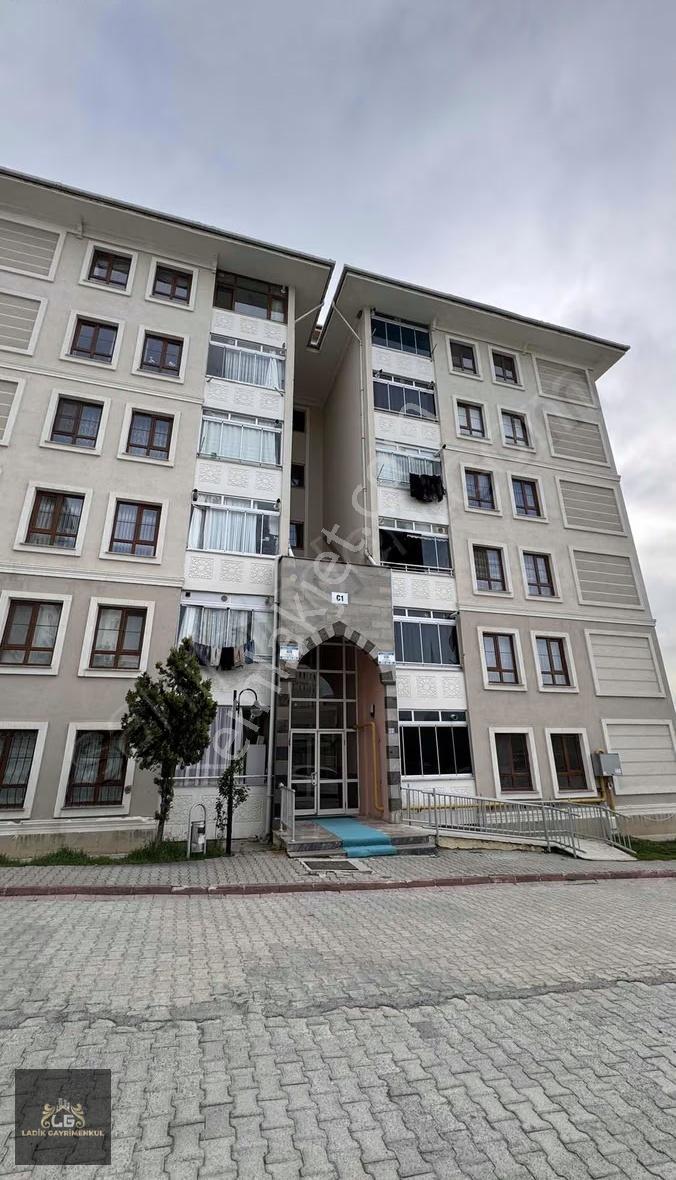 Sarayönü Ladik 1. Etap Tokide Satılık Boş 3+1 Daire