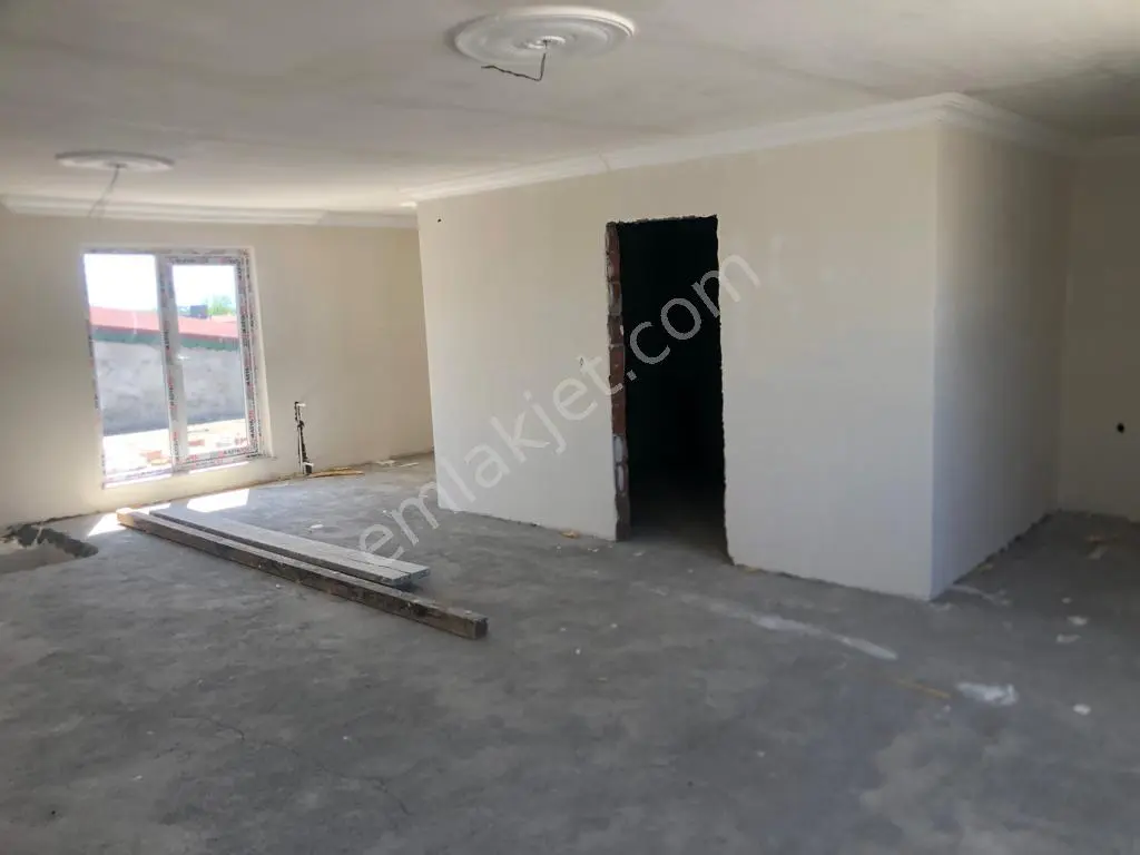 Terme Merkezde 4+2 Satılık Çatı Dublex Daire - Görsel 2
