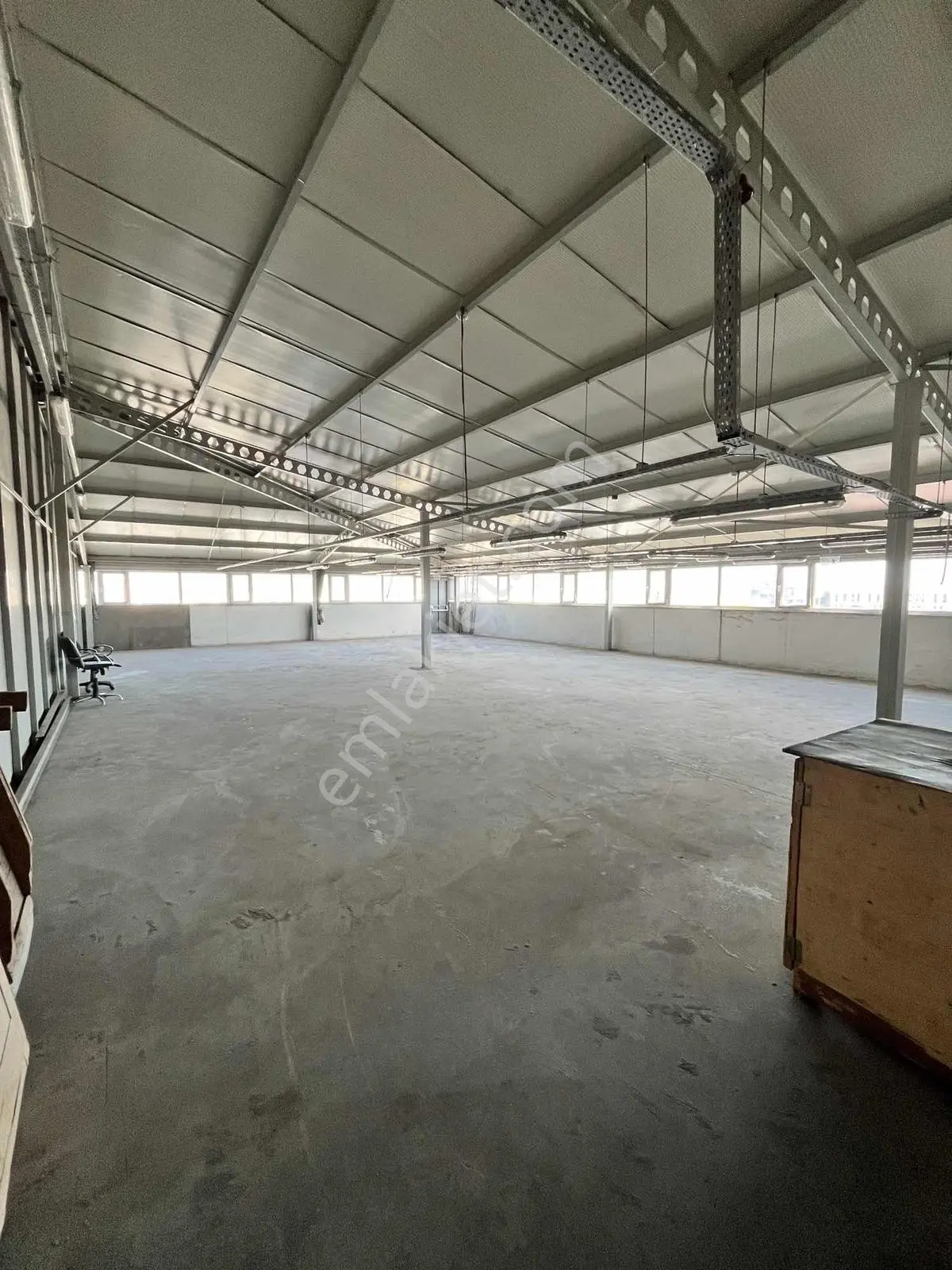 İkitelli Osb Kiralık 800m2 Her İşe Uygun - Görsel 2