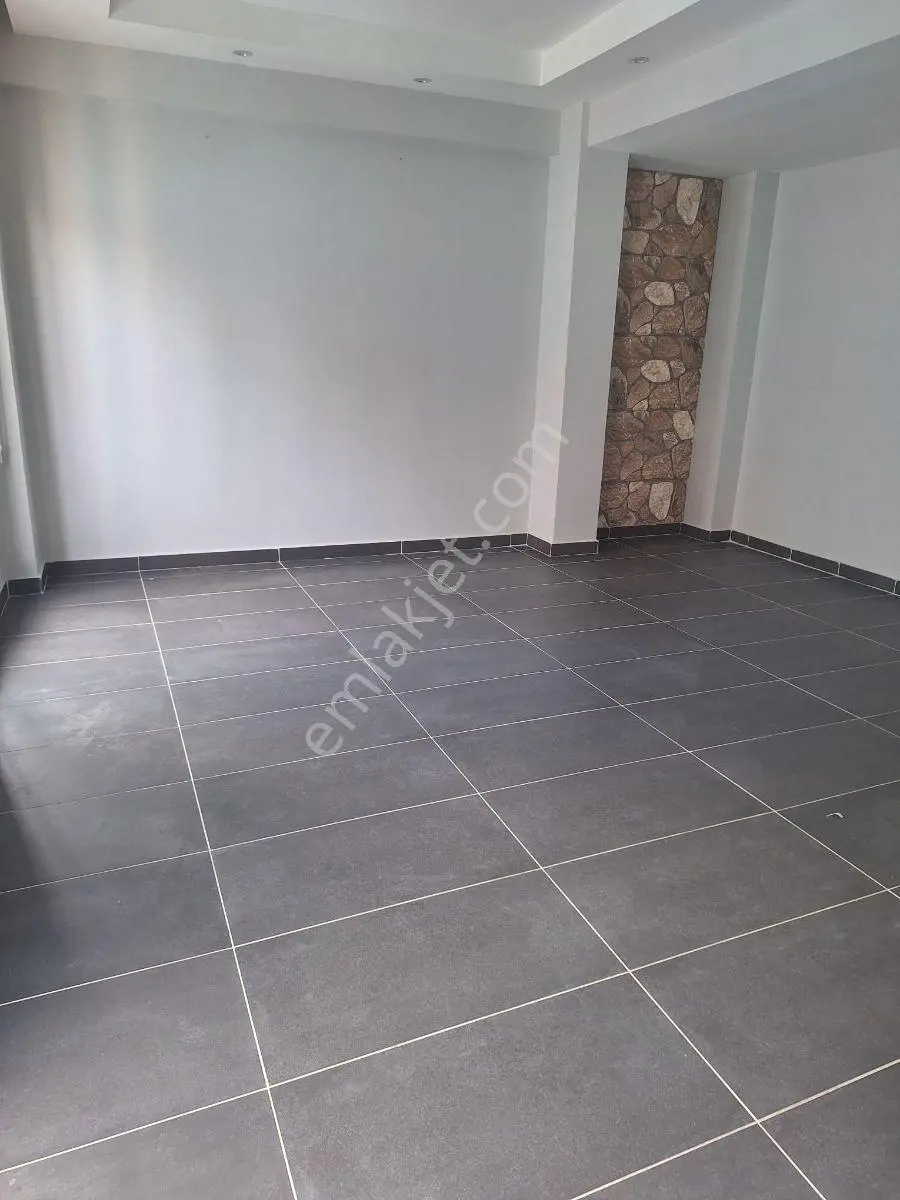 Bahçelievler Mahallesi Öğretmenevi Yakını Kiralık 4+1 Dublex