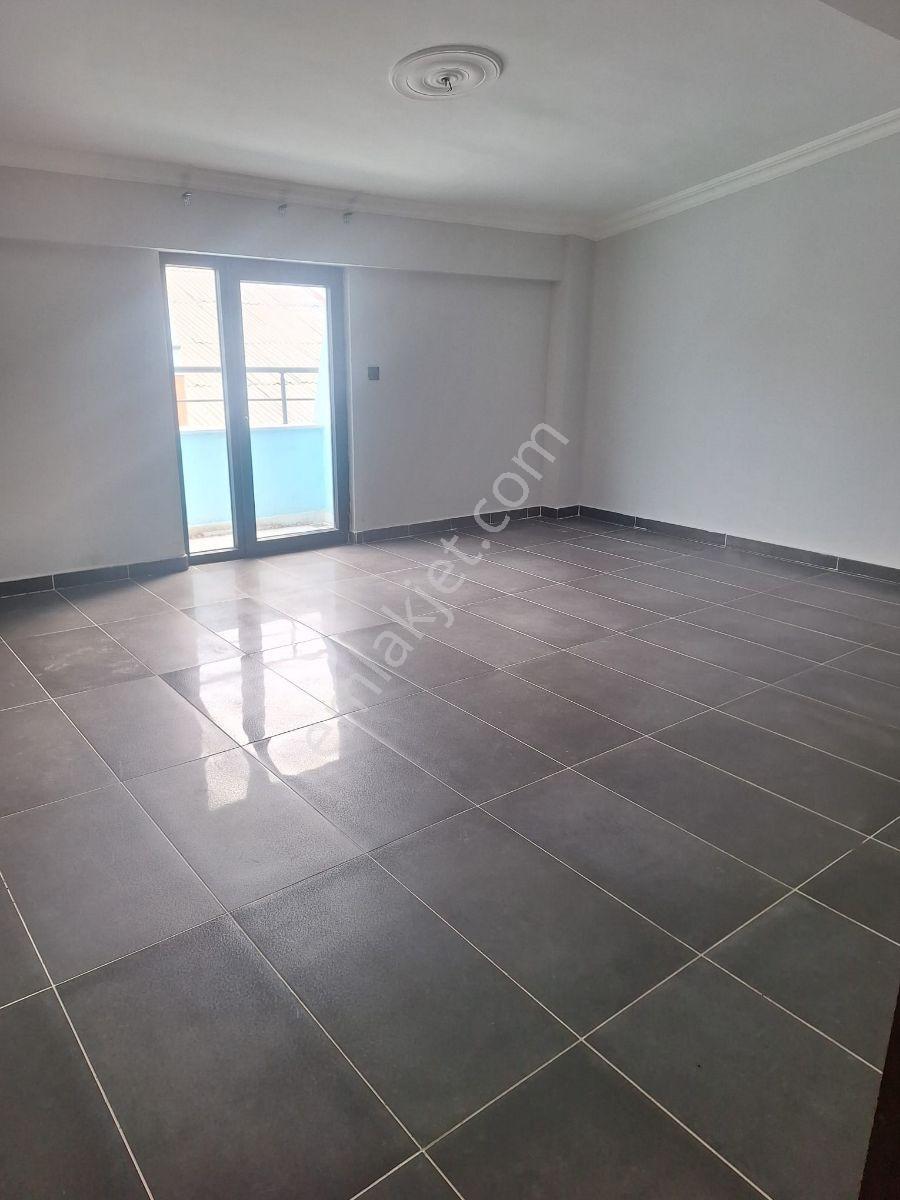 Bahçelievler Mahallesi Öğretmenevi Yakını Kiralık 4+1 Dublex - Görsel 12