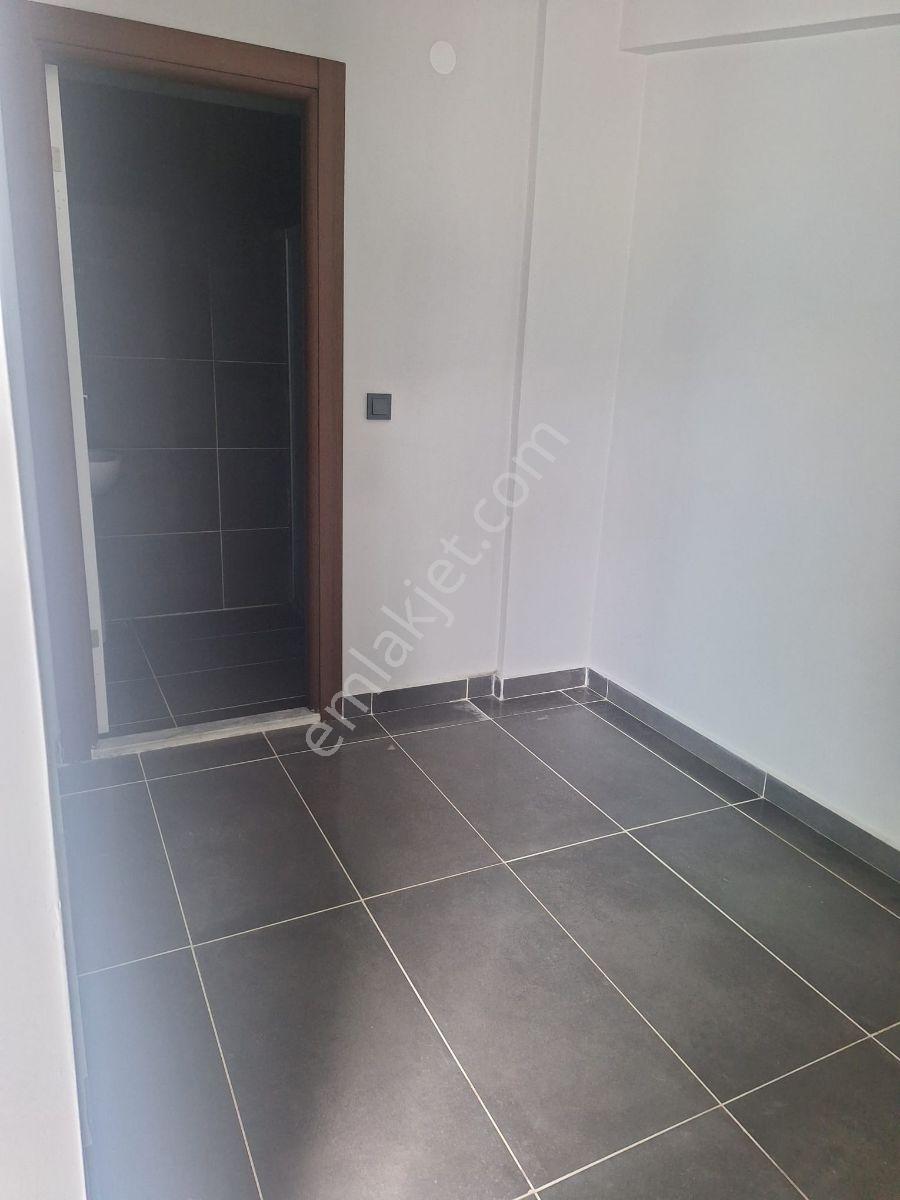 Bahçelievler Mahallesi Öğretmenevi Yakını Kiralık 4+1 Dublex - Görsel 24