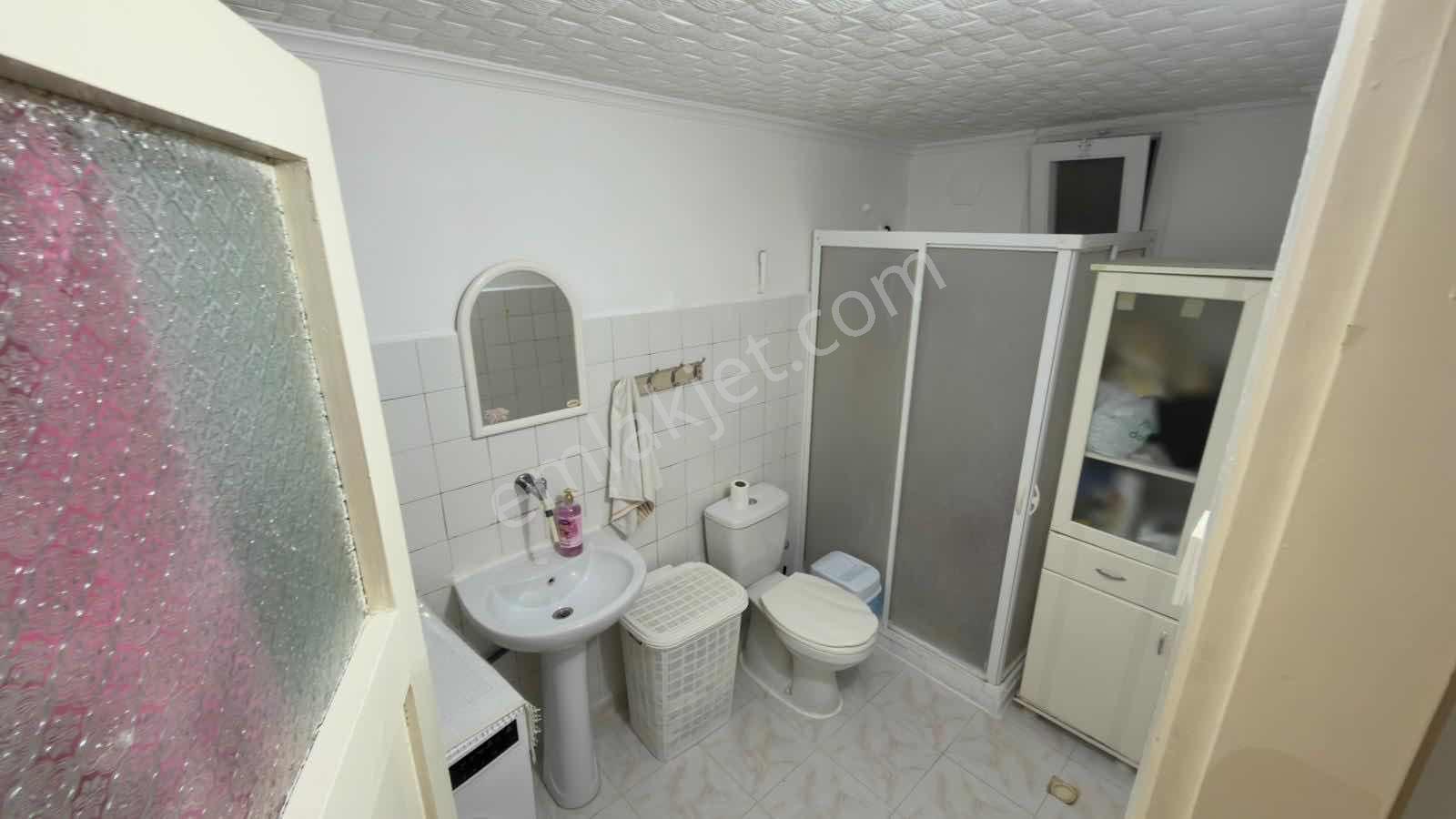 Balçova Kuşkonmaz Sokak'ta 3+1 125 M2 Satılık Daire - Görsel 19