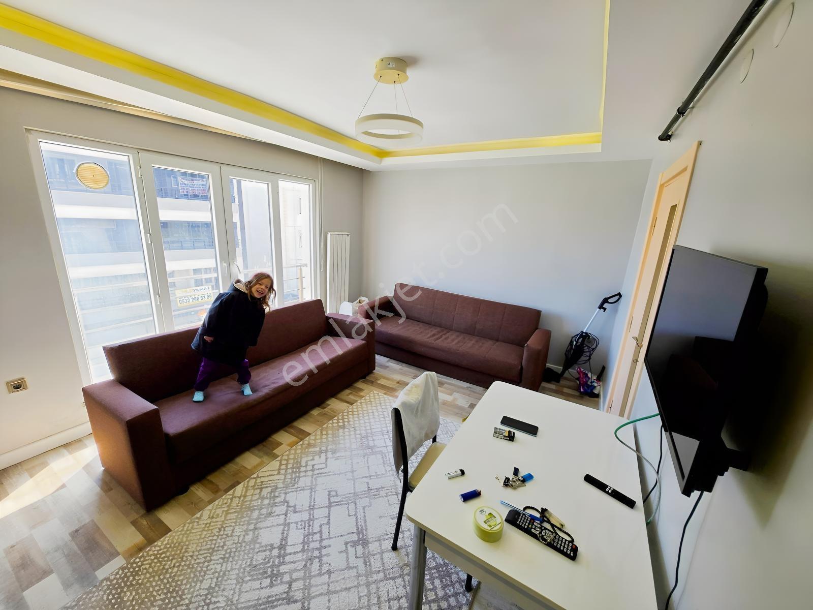 Garanti Emlak'tan, Candaroğullarında, Eşyalı, Kiracılı 1+1 Daire - Görsel 3