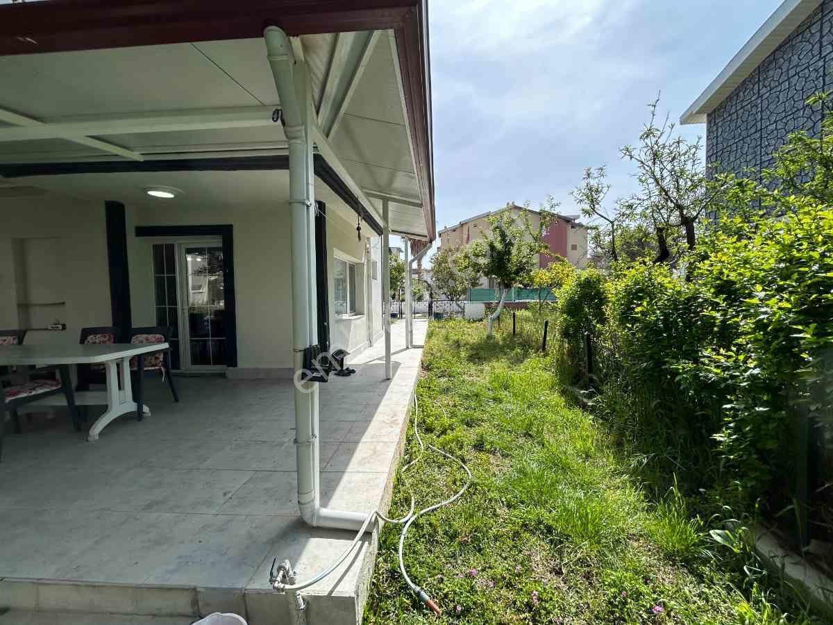 Kuşadası Davutlar'da Müstakil Bahçeli Triblex Villa - Görsel 21