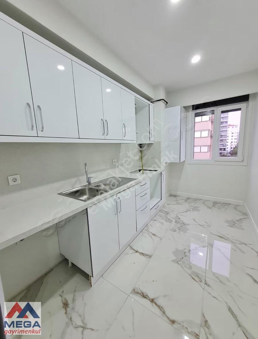 Selamiçeşme Özgürlük Parkına Yakın Balkonlu Satılık Daire - Görsel 15