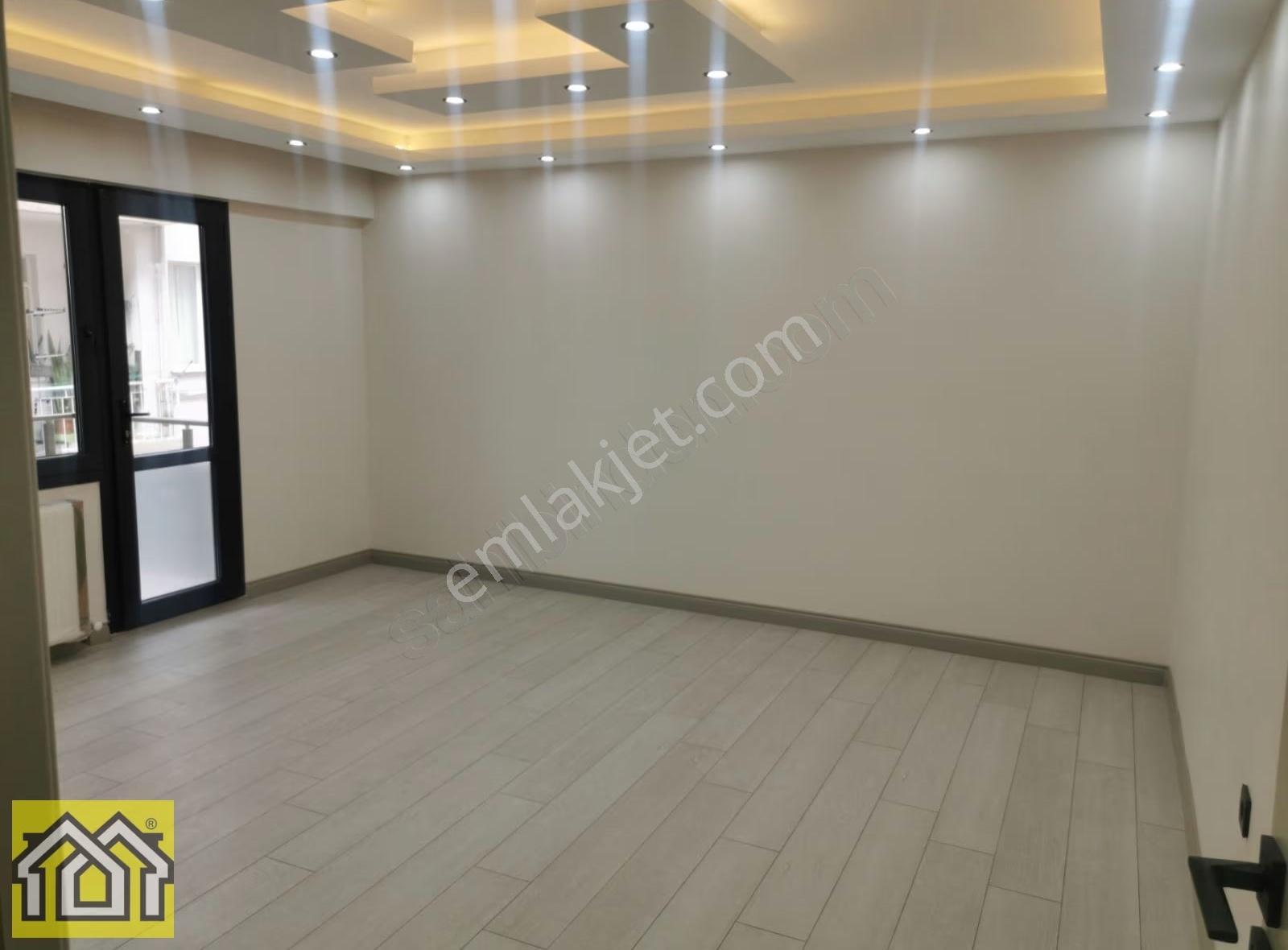 İzmir Balçova Eğitim Mah. 3+1 Full Tadilatlı Doğalgazlı Ara Kat - Görsel 5