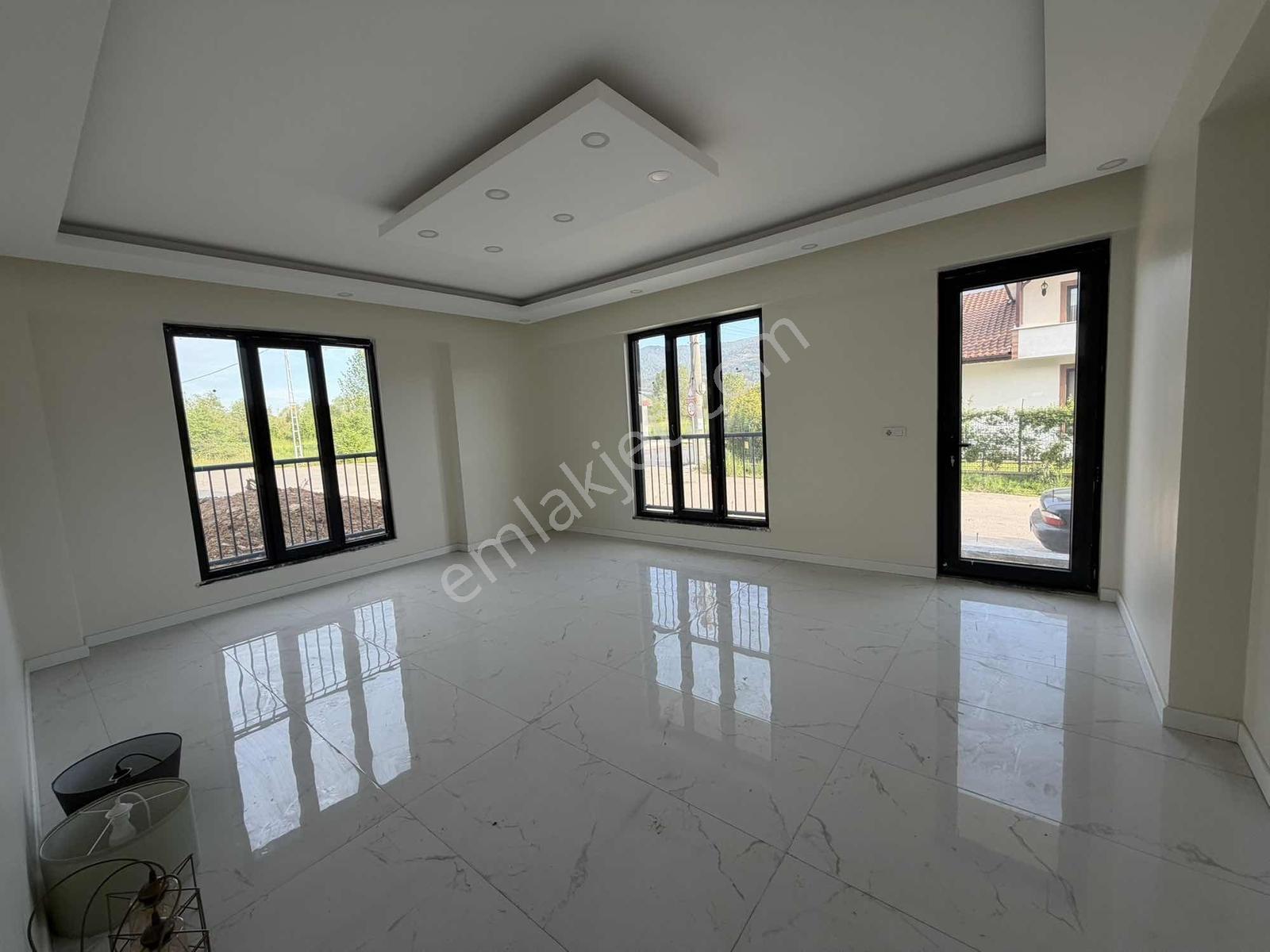 Kartepe'de 6+2 Satılık Müstakil Vılla - Görsel 18