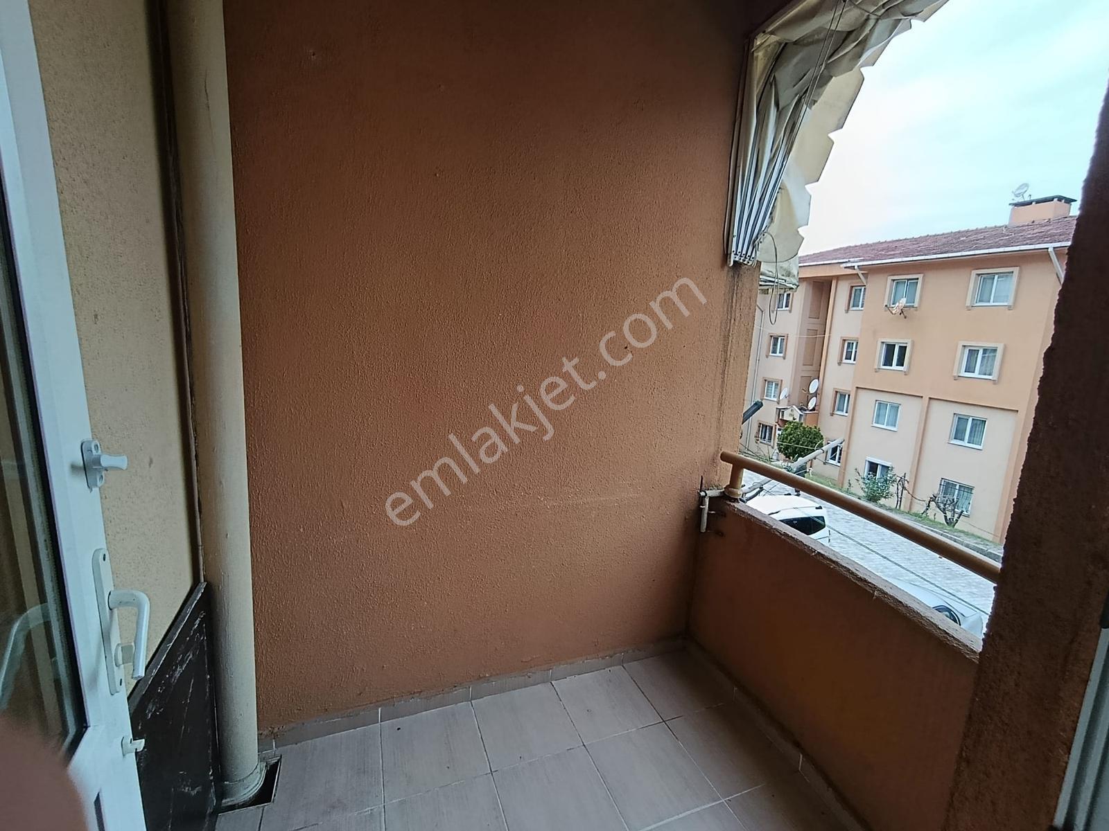 Korucukta Merkezi Konumda 2+1 Satılık Daire Remax Viradan - Görsel 12