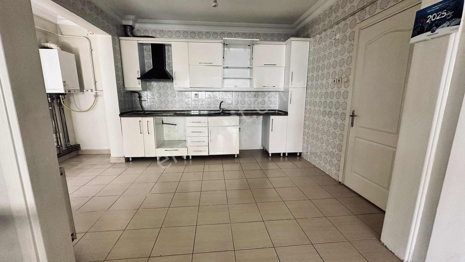 Remax Ayşegül Özalp Kiralık Daire - Görsel 10