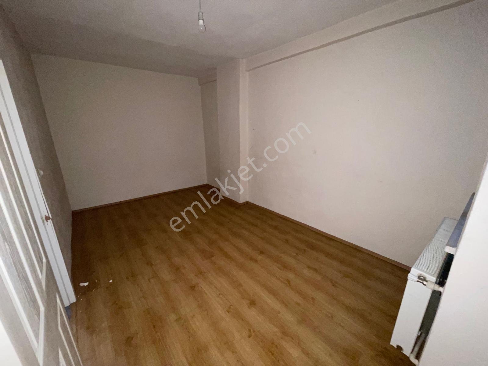 Karamürsel Merkez'de Çift Cepheli 130m2 3+1 Kiralık Daire! - Görsel 18