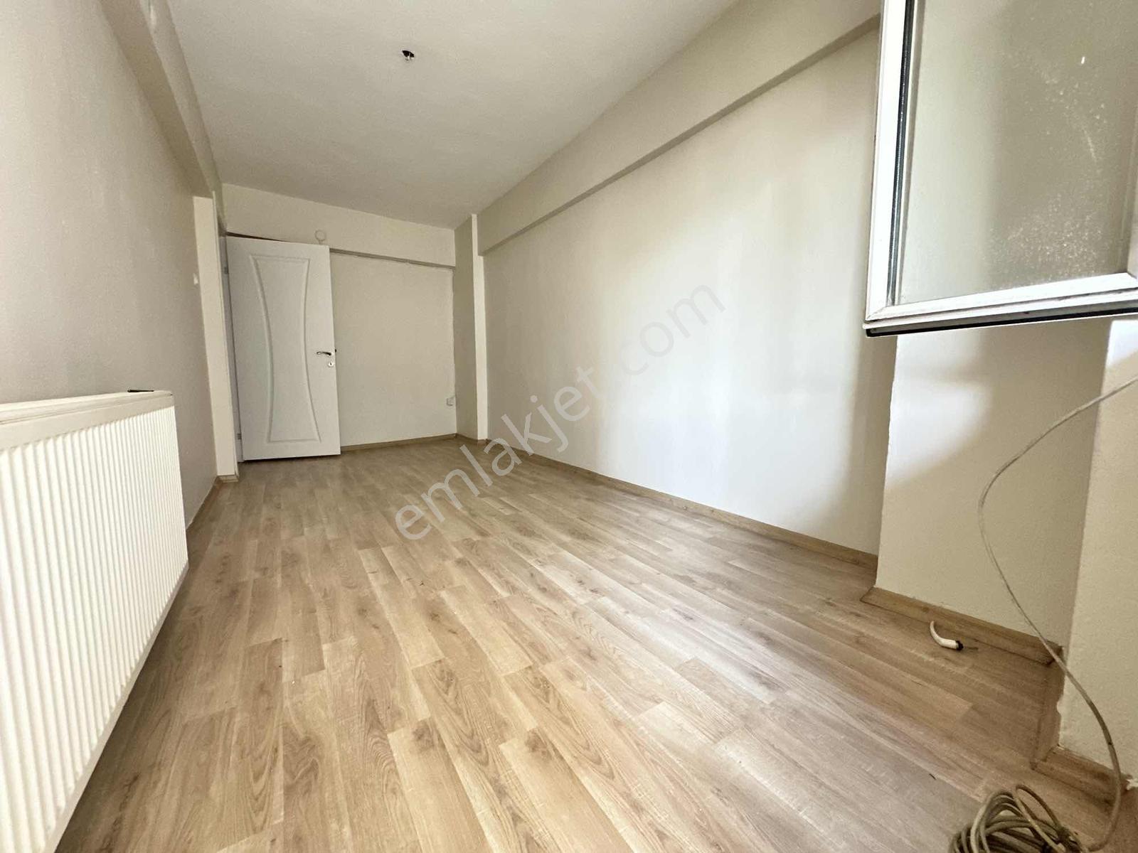 Eşrefpaşa Caddesi 3+1 130 M2 Asansörlü Satılık Daire - Görsel 18