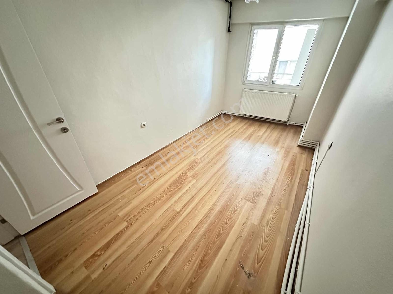 Eşrefpaşa Caddesi 3+1 130 M2 Asansörlü Satılık Daire - Görsel 4