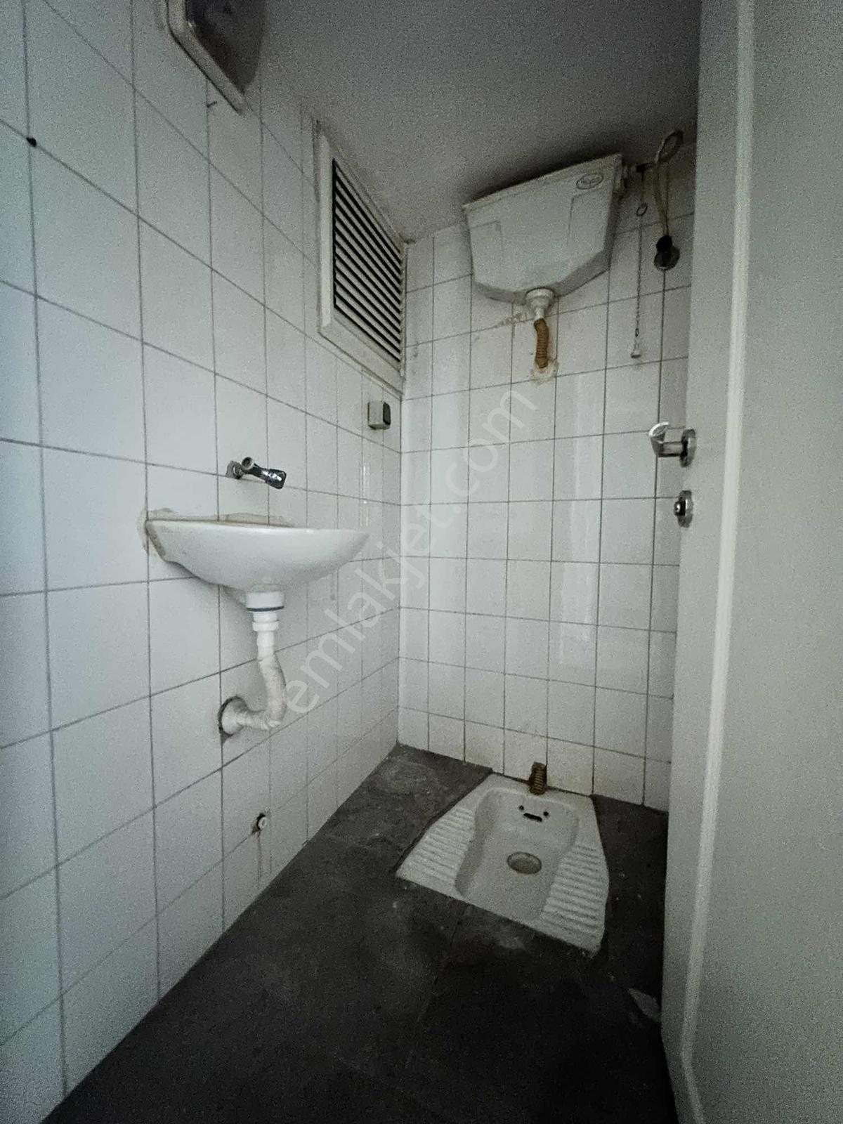 Eşrefpaşa Caddesi 3+1 130 M2 Asansörlü Satılık Daire - Görsel 10