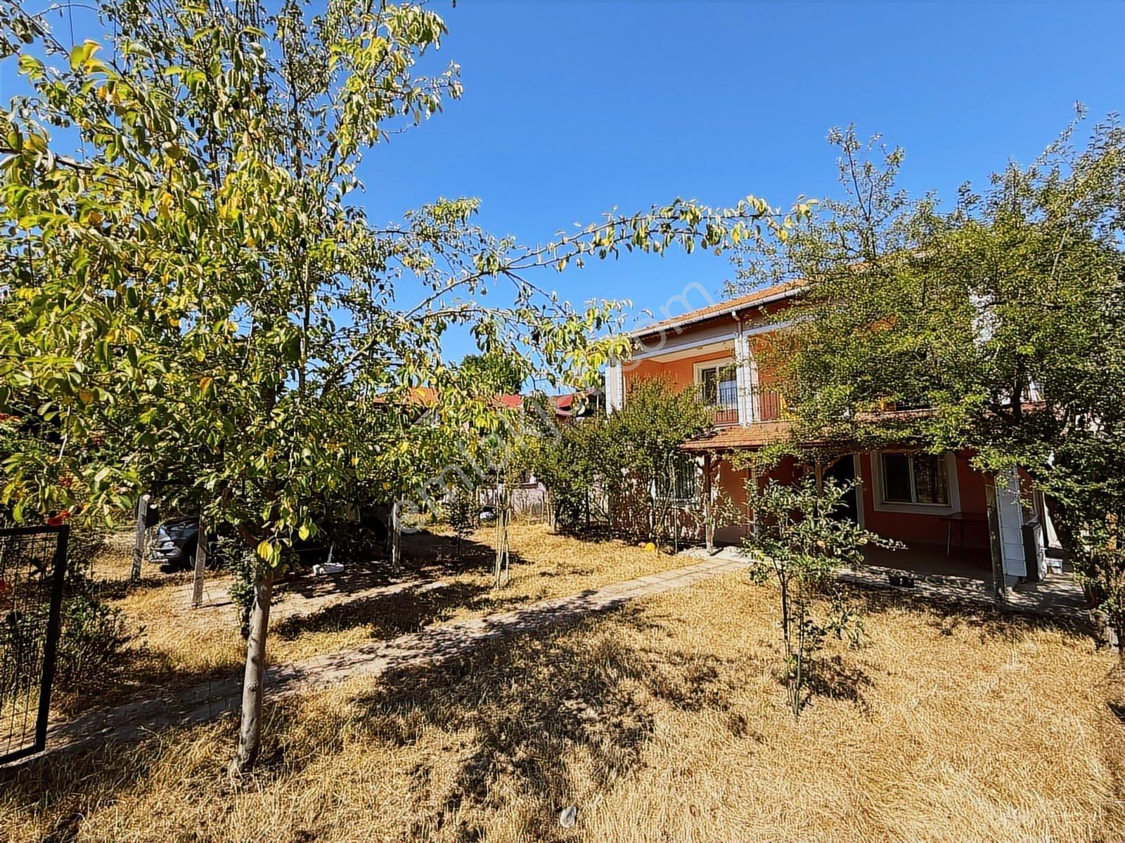 Remax Vira İlknur Doğan Yazlık Bölgede Müstakil Ev - Görsel 23
